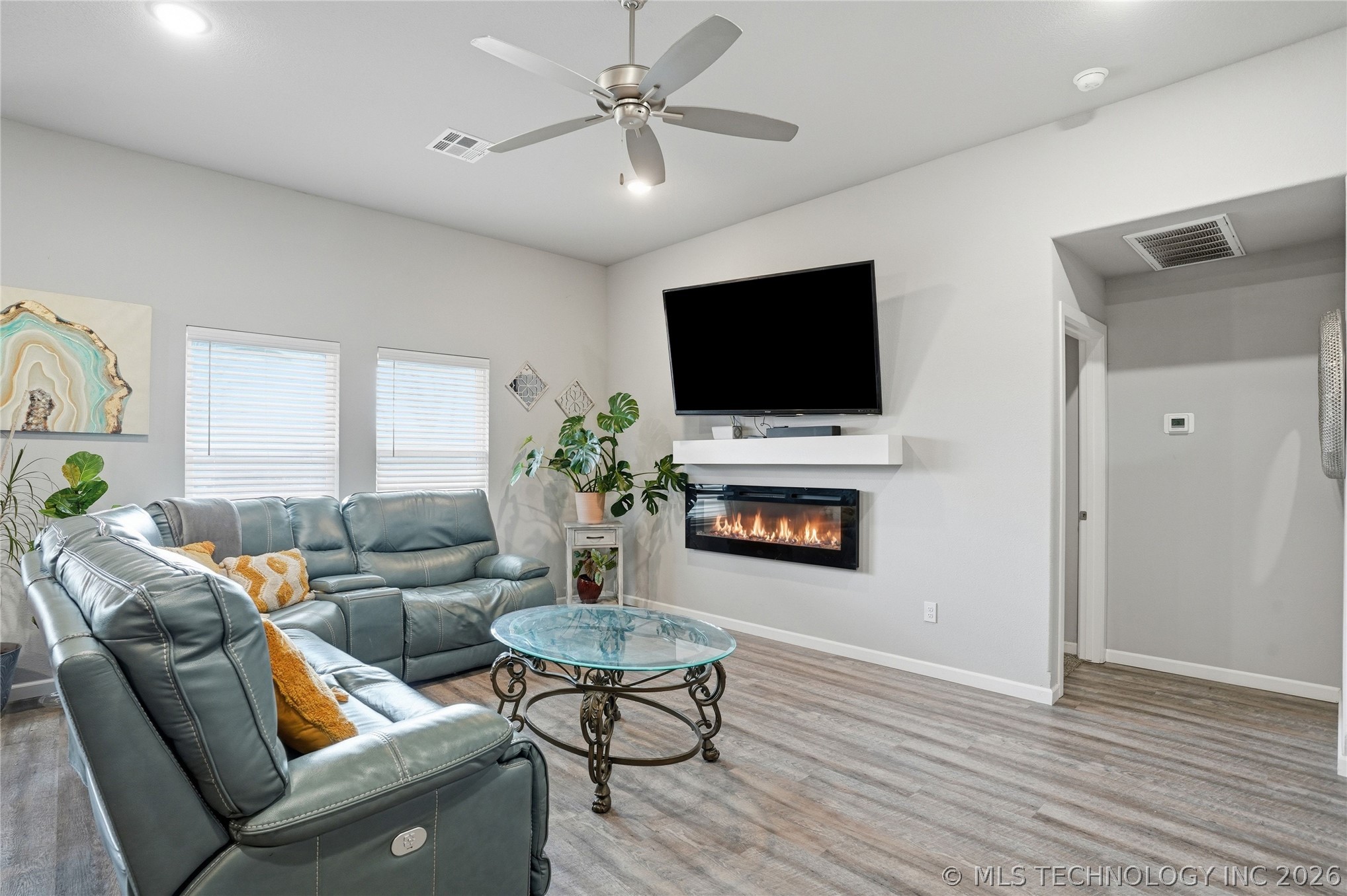 4915 E Galveston Place Property Photo 7