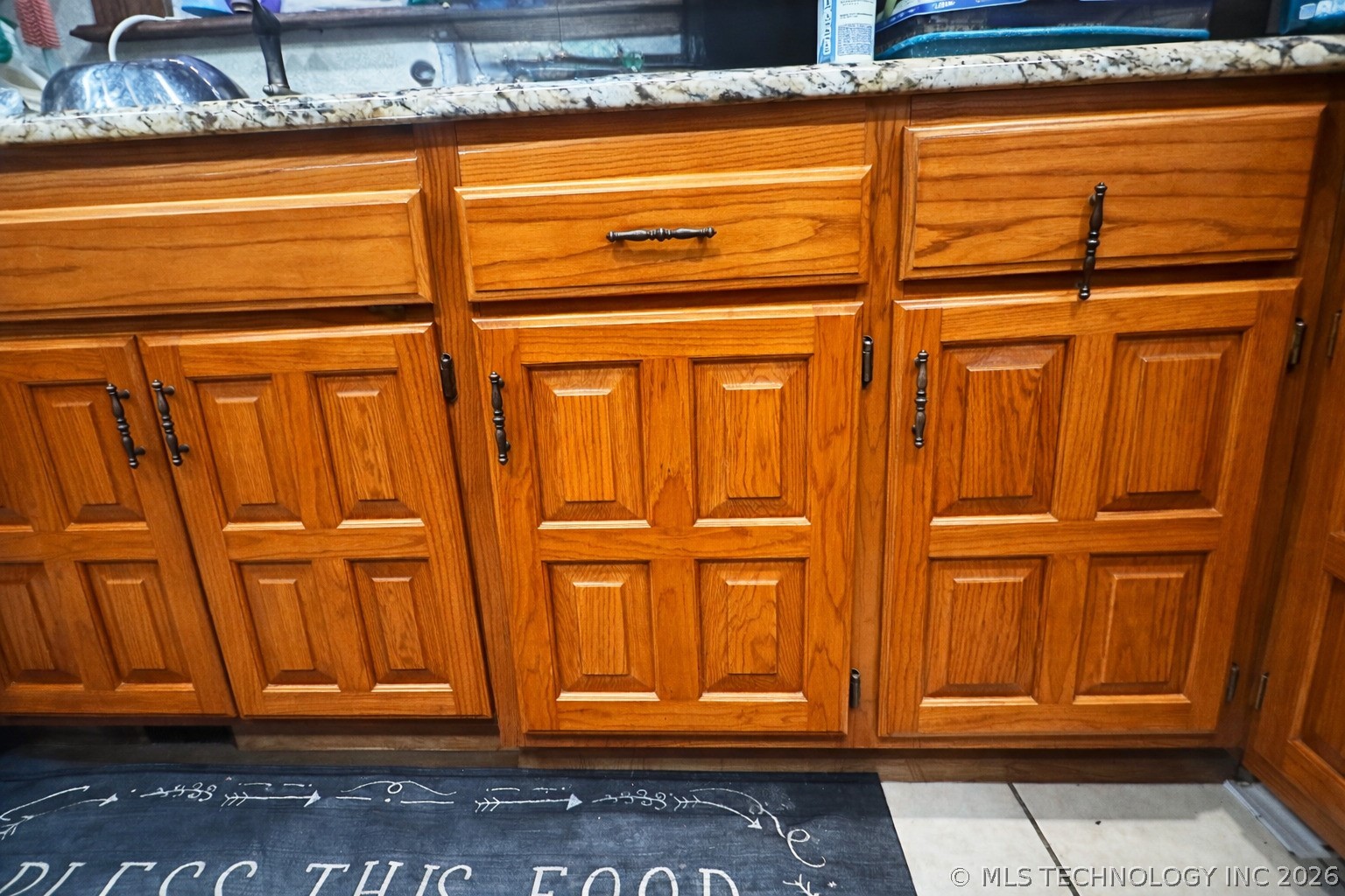 328 Hickory Drive Property Photo 5