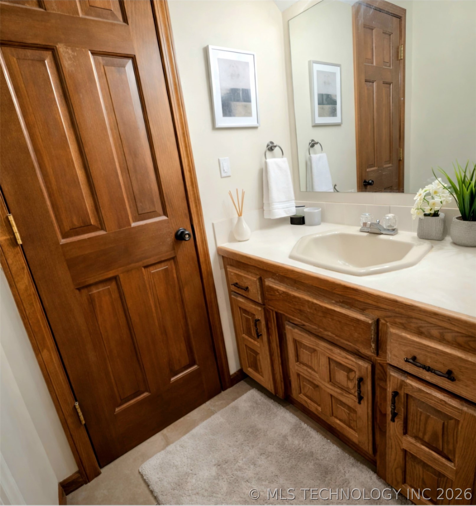 328 Hickory Drive Property Photo 32