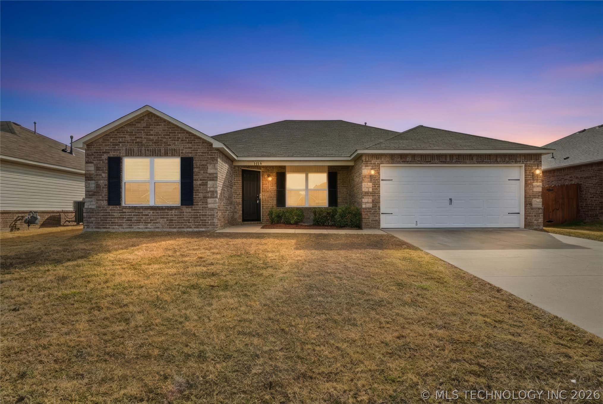 1219 E Quincy Street Property Photo 2