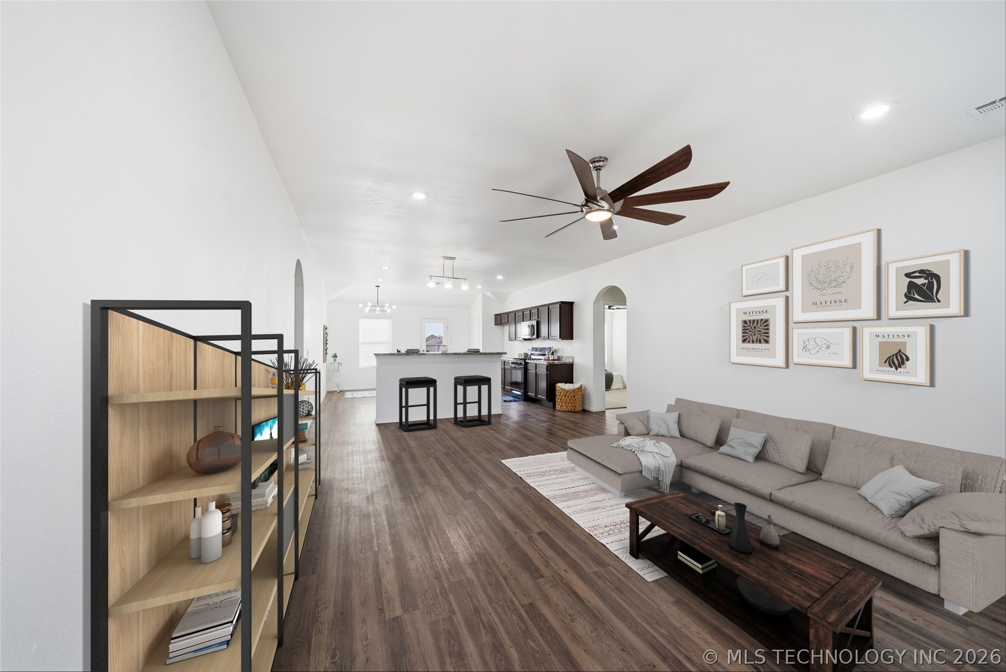 1219 E Quincy Street Property Photo 6