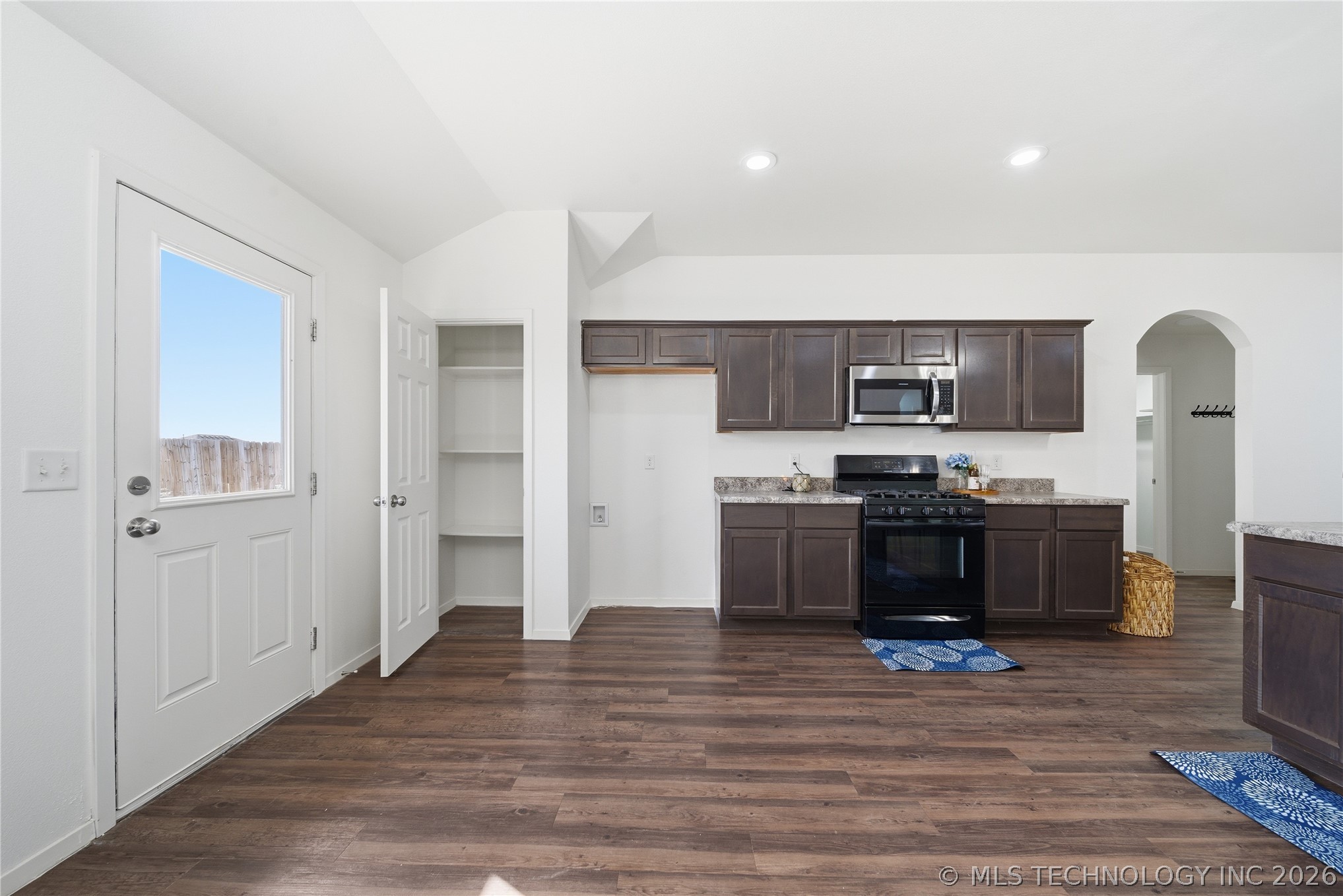 1219 E Quincy Street Property Photo 12