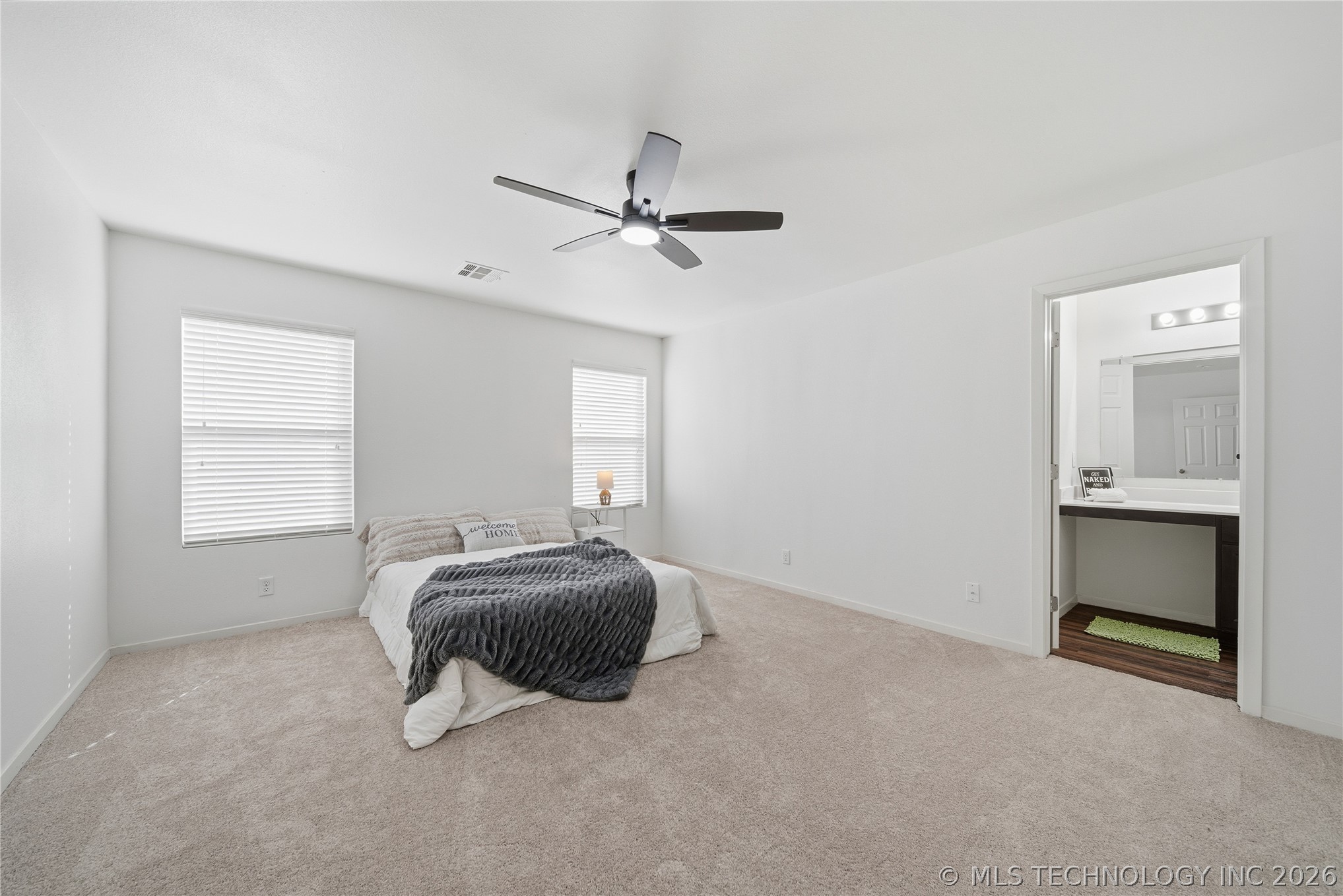 1219 E Quincy Street Property Photo 17