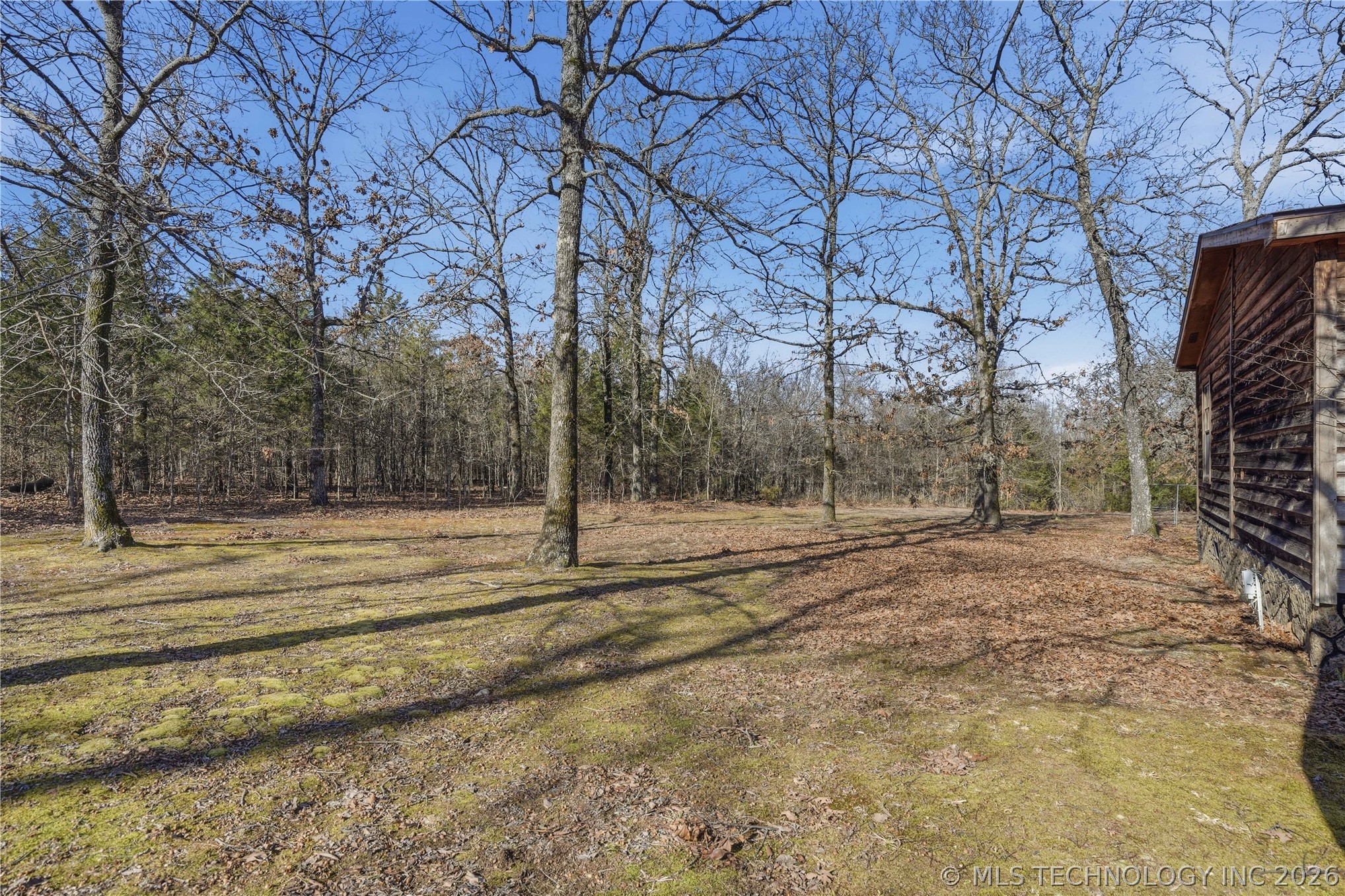 101163 S 4614 Property Photo 7