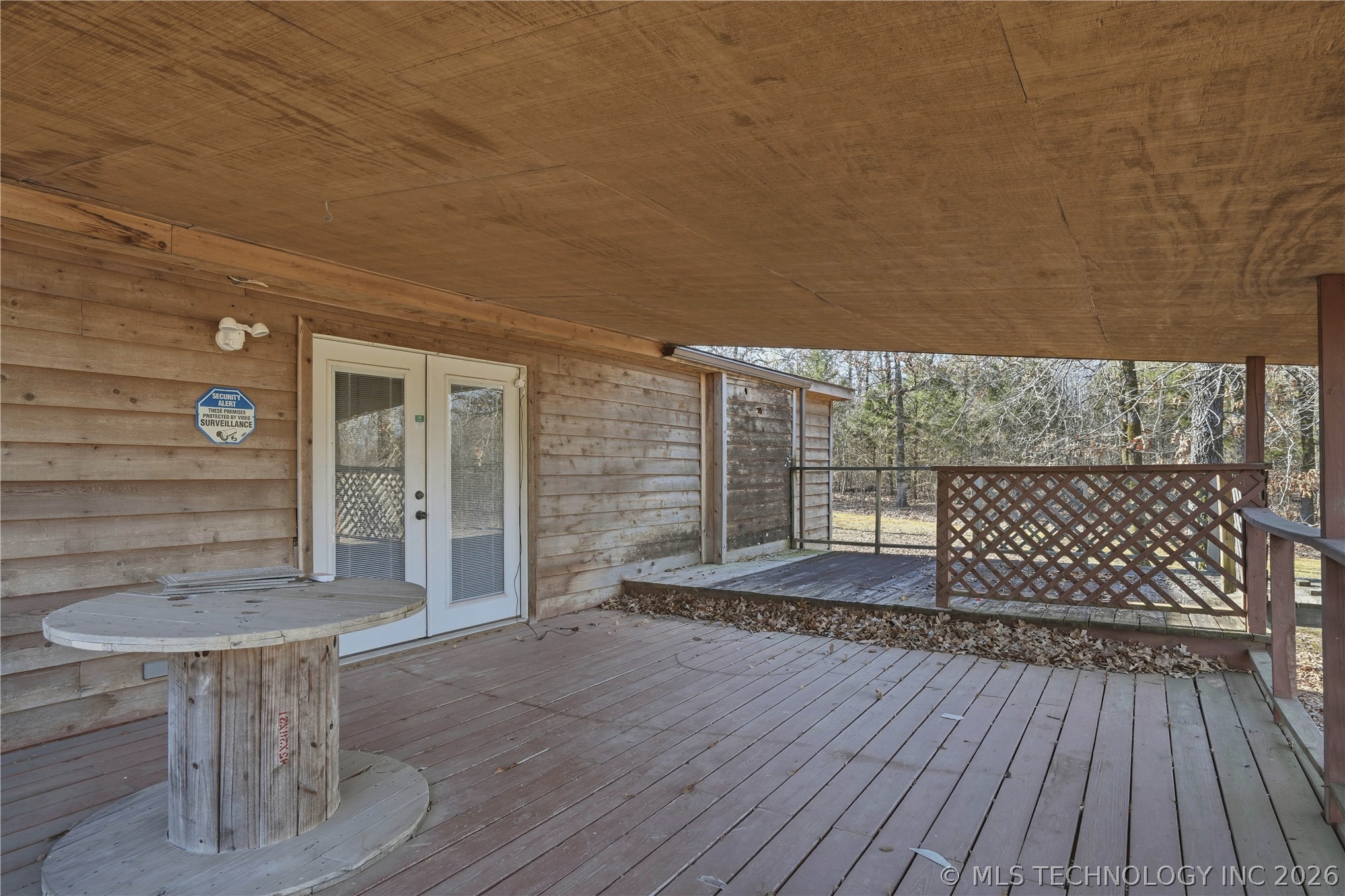 101163 S 4614 Property Photo 9