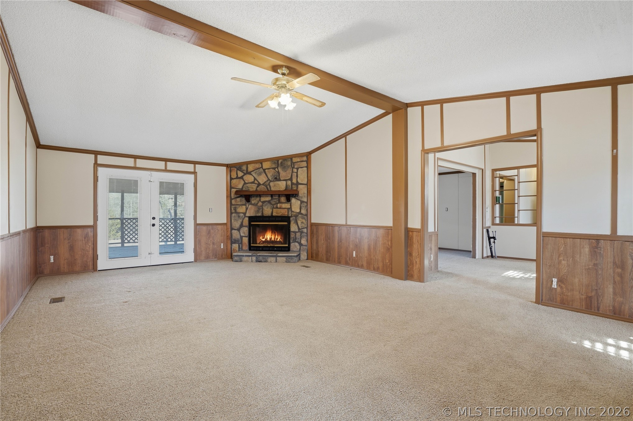 101163 S 4614 Property Photo 15