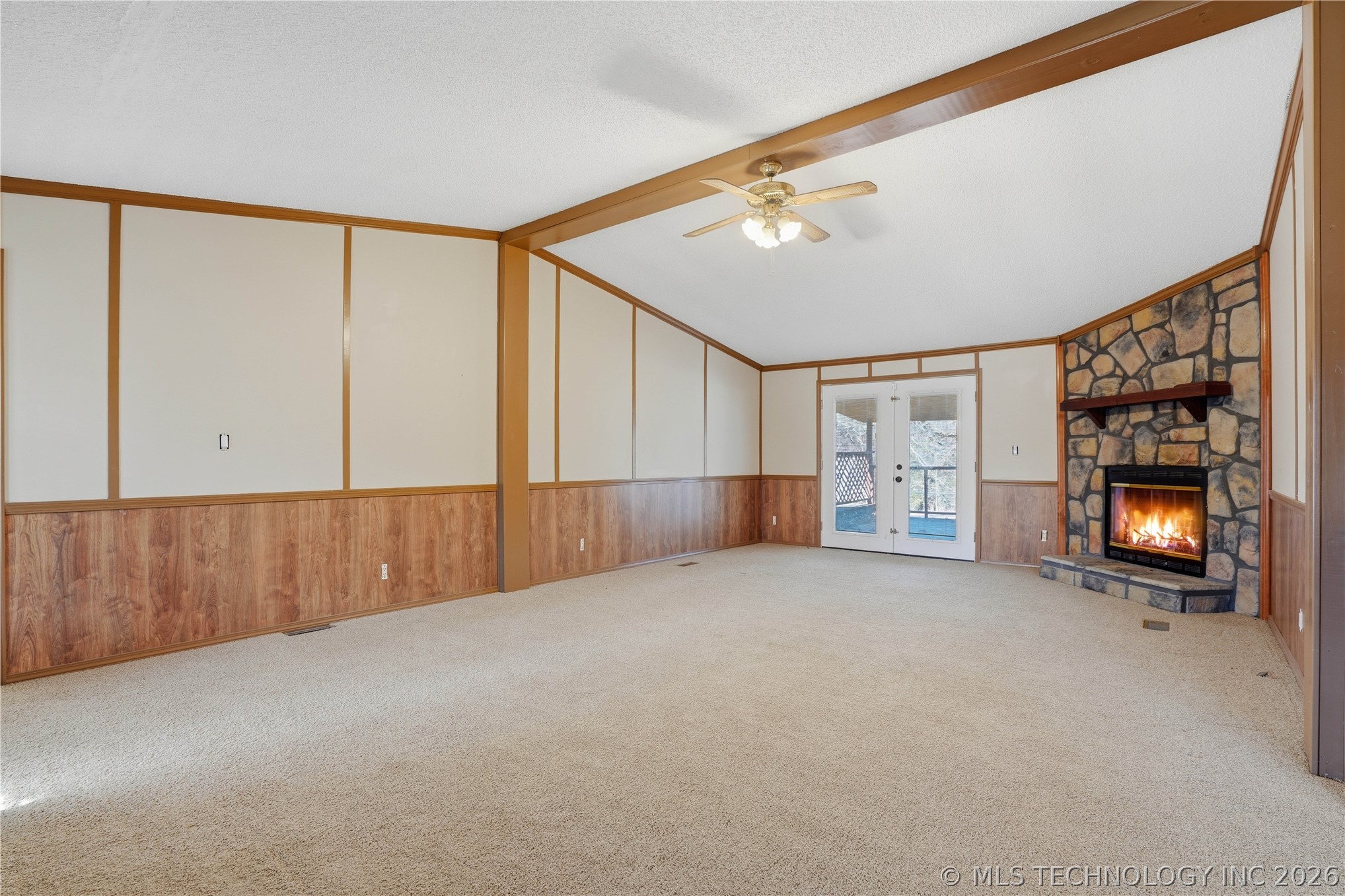 101163 S 4614 Property Photo 16