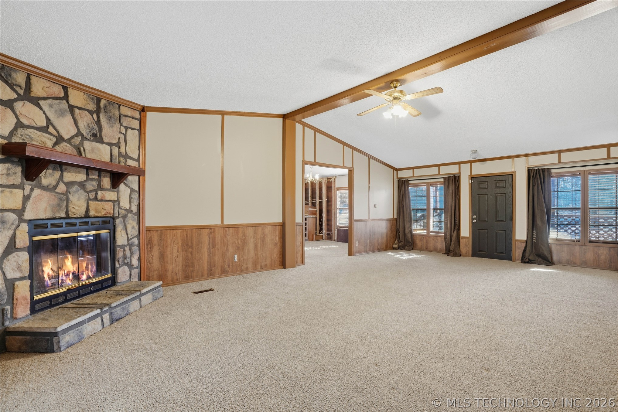 101163 S 4614 Property Photo 18
