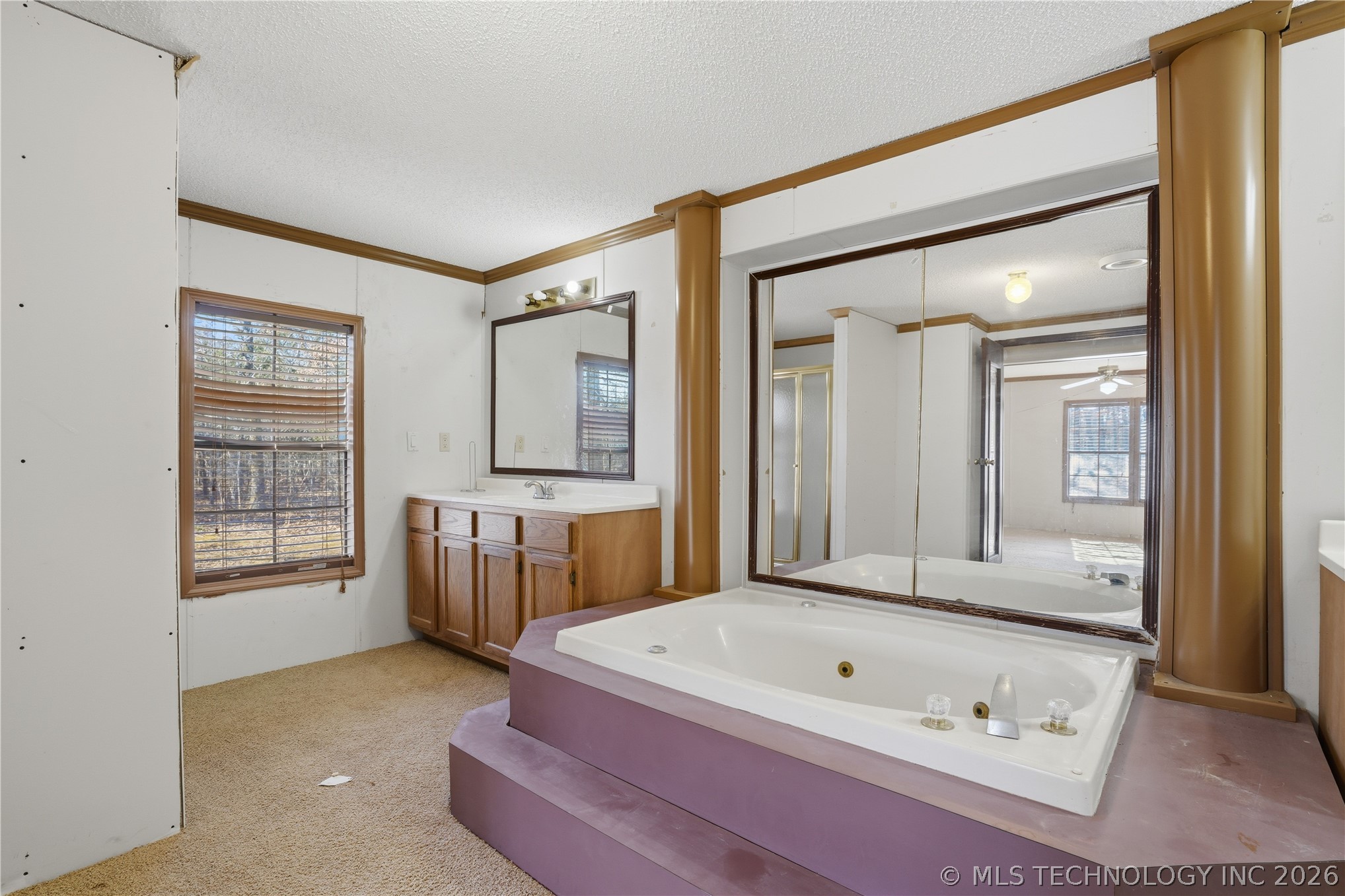 101163 S 4614 Property Photo 24