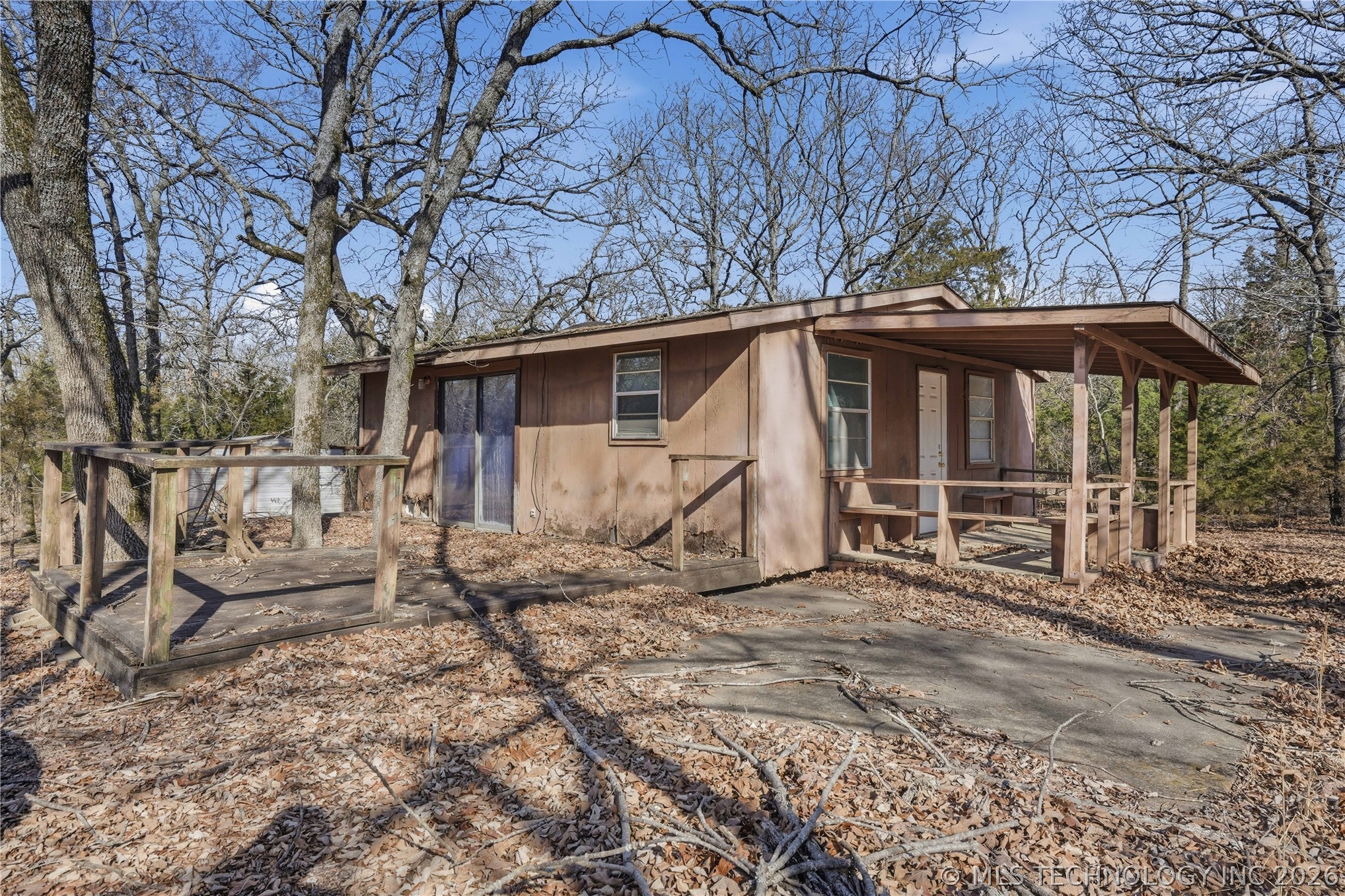 101163 S 4614 Property Photo 27