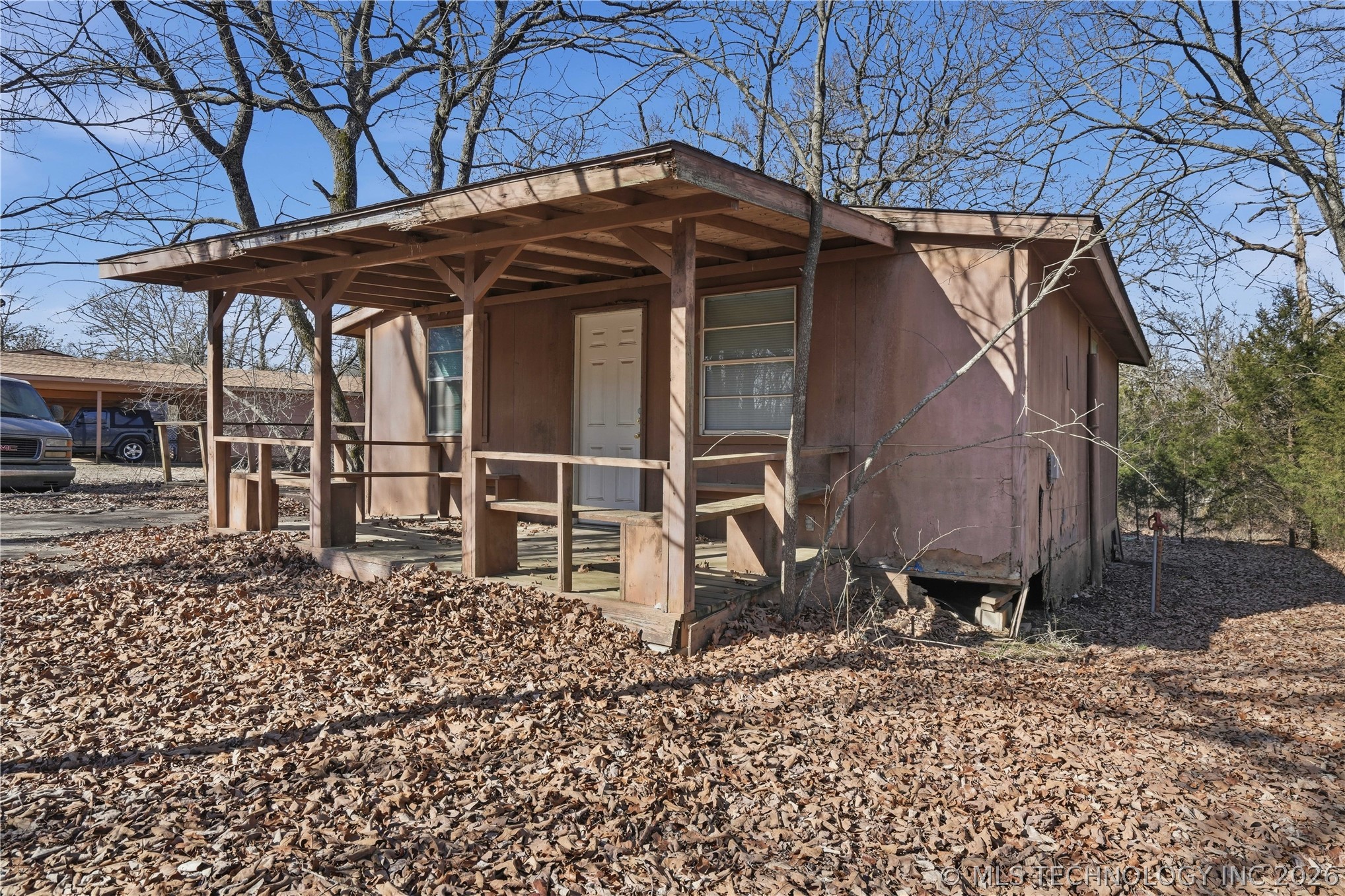 101163 S 4614 Property Photo 28