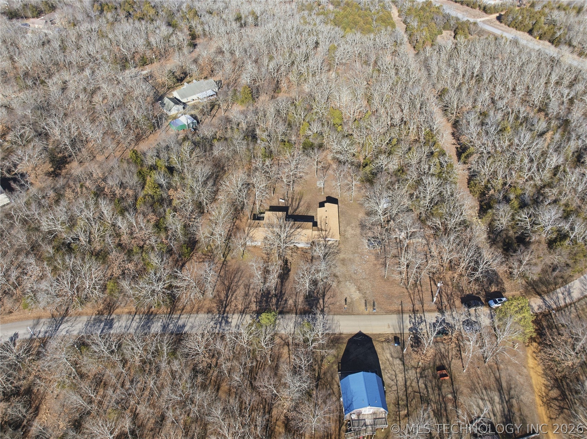 101163 S 4614 Property Photo 37