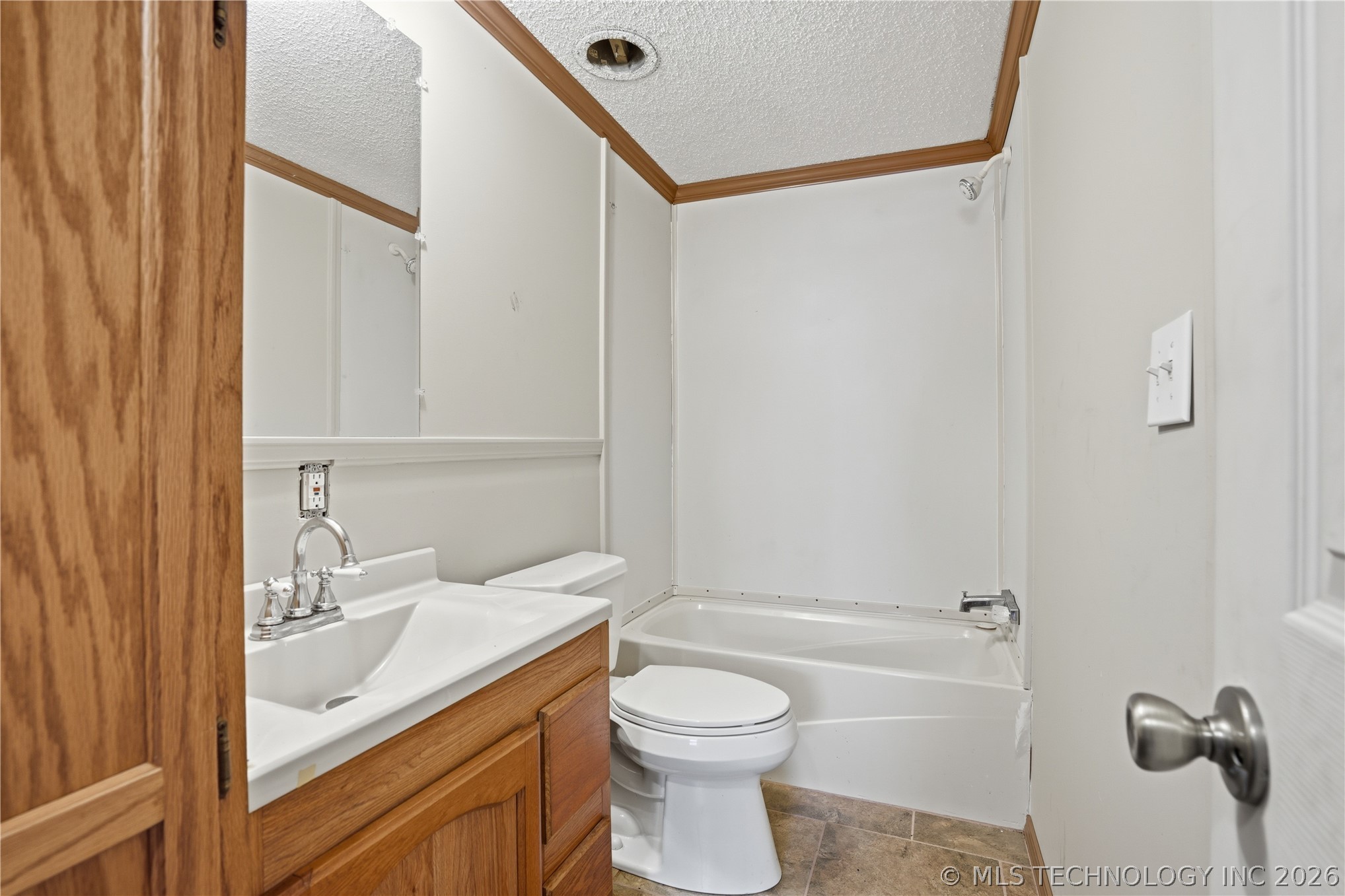 101163 S 4614 Property Photo 49