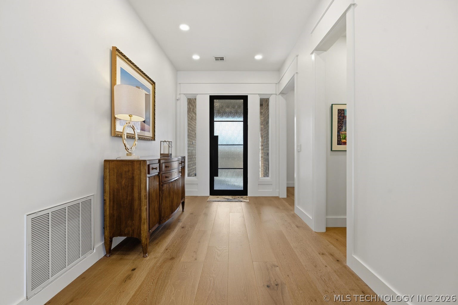 5013 Lake Breeze Road Property Photo 8