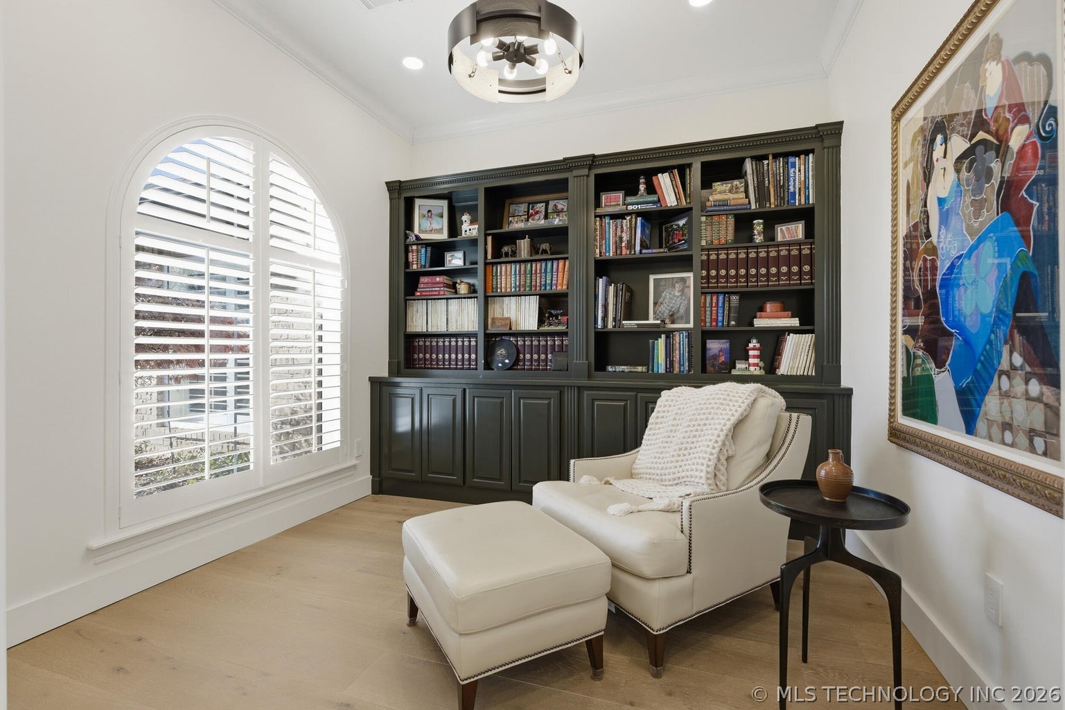 5013 Lake Breeze Road Property Photo 9