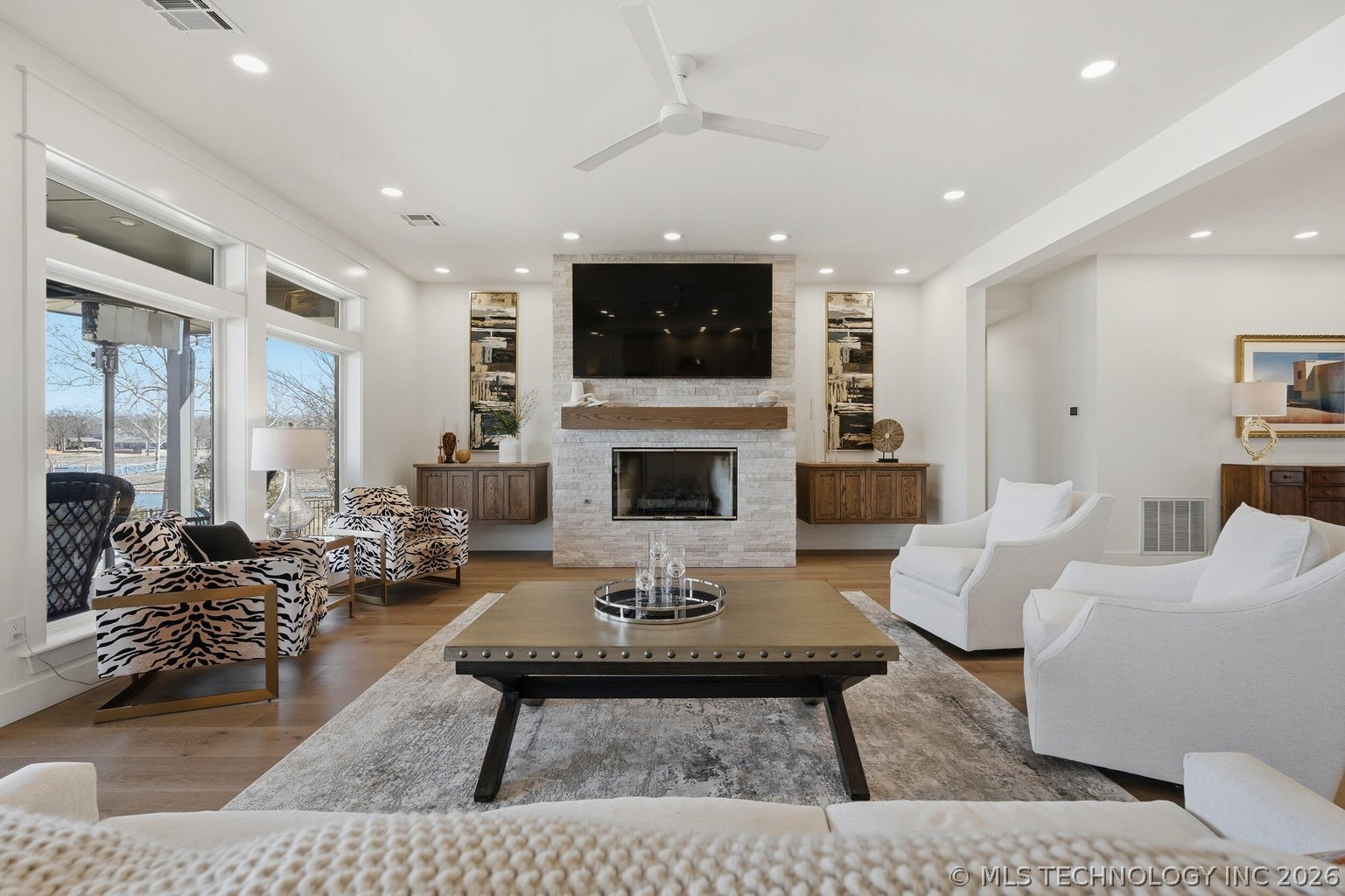 5013 Lake Breeze Road Property Photo 13