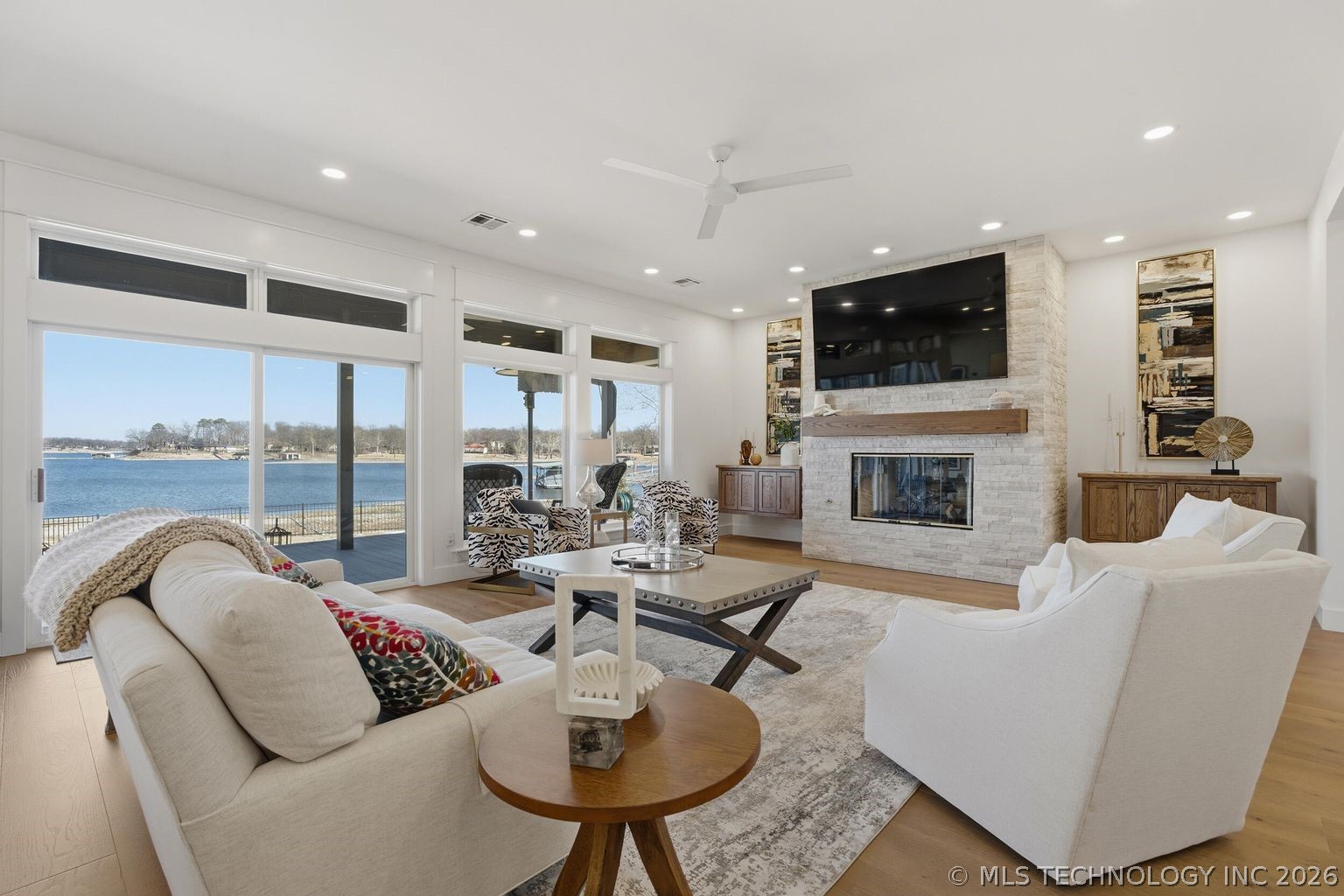 5013 Lake Breeze Road Property Photo 14