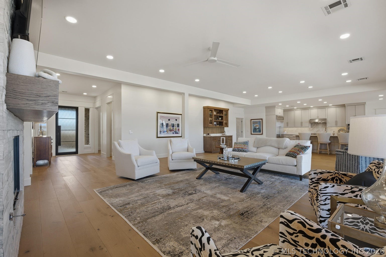 5013 Lake Breeze Road Property Photo 18