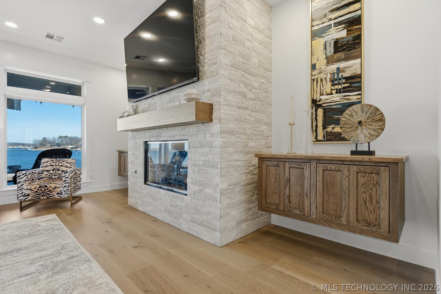 5013 Lake Breeze Road Property Photo 20