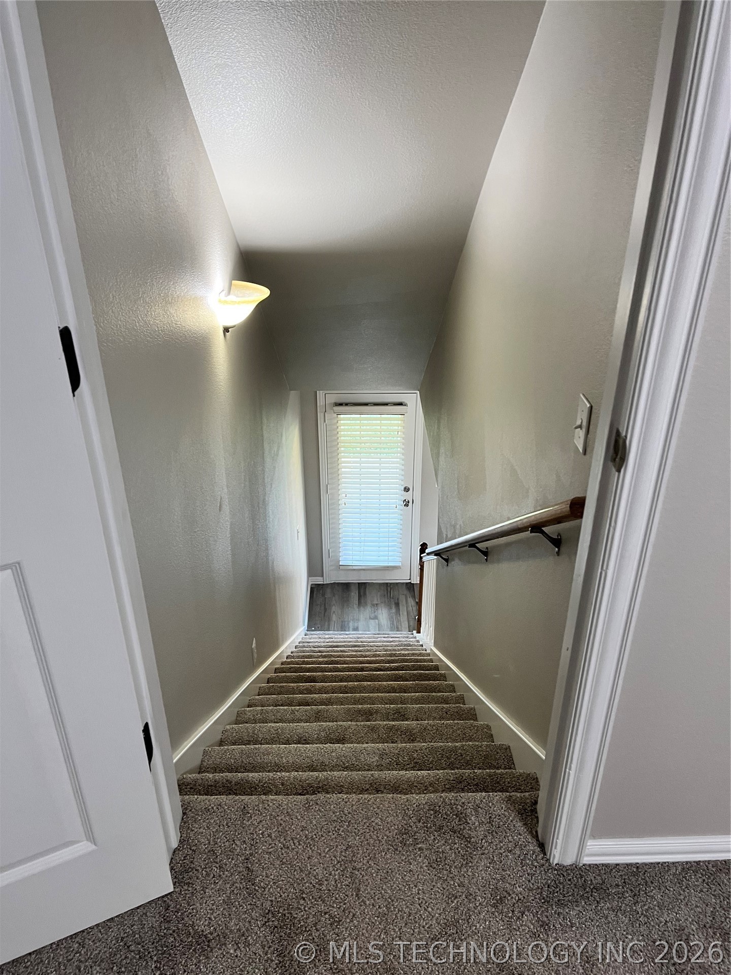 12047 N 193rd East Avenue Property Photo 28