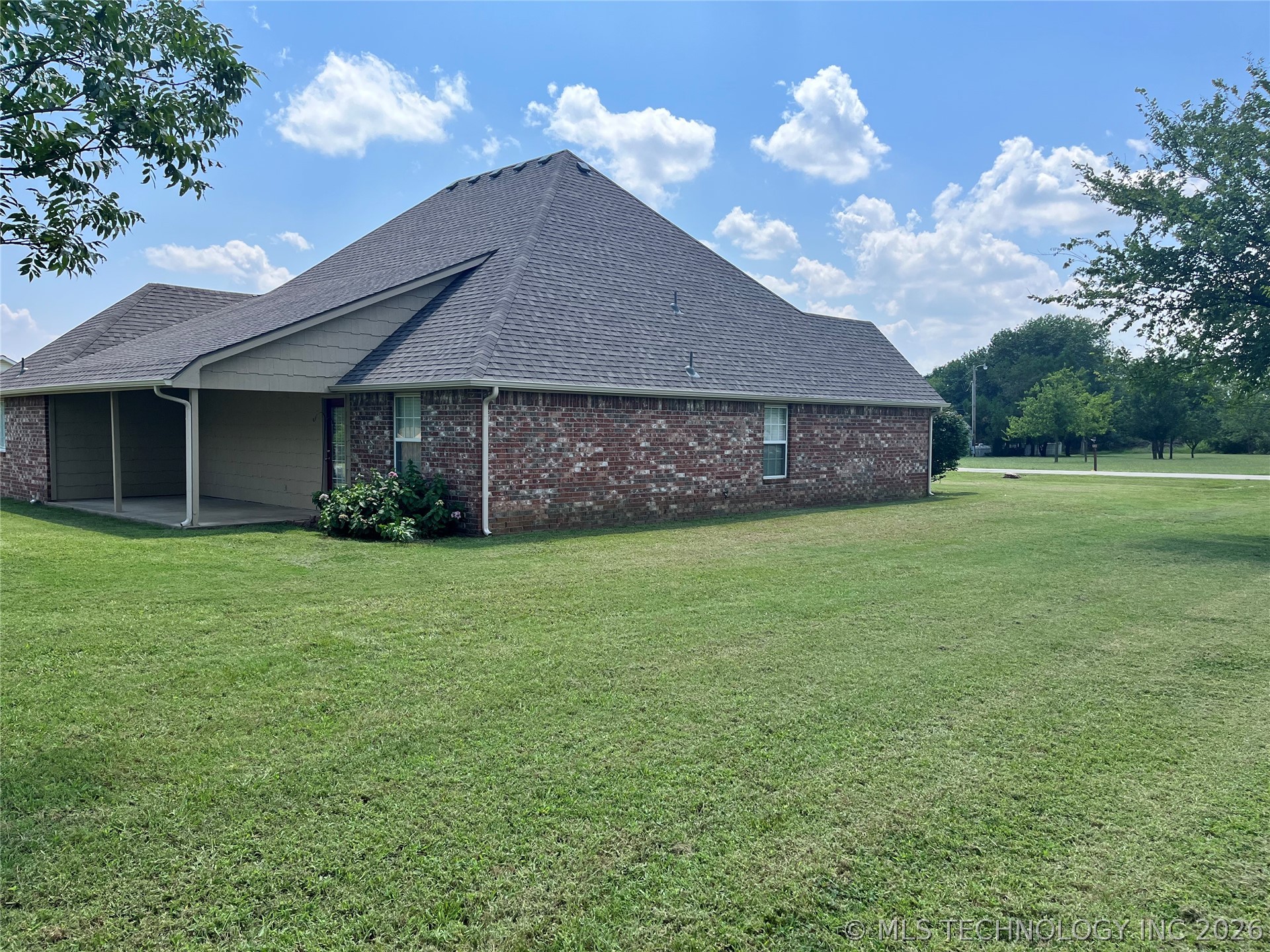 12047 N 193rd East Avenue Property Photo 41