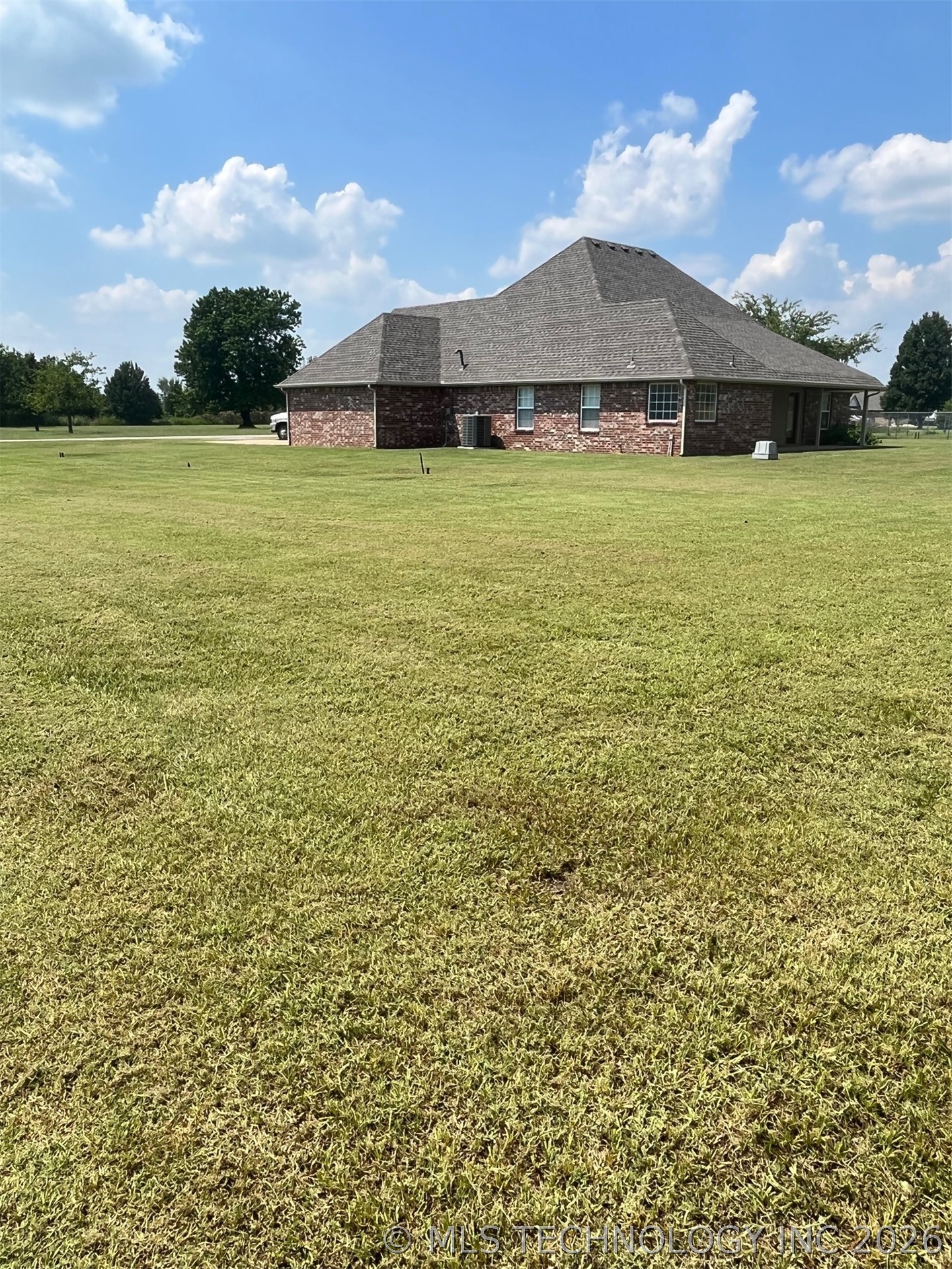 12047 N 193rd East Avenue Property Photo 44