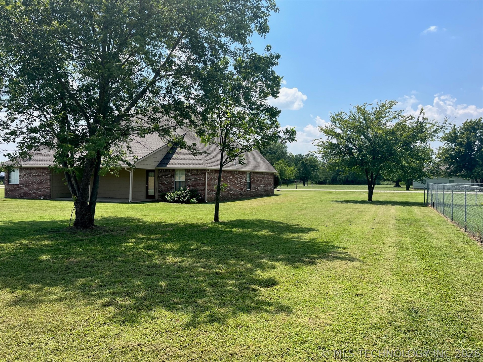 12047 N 193rd East Avenue Property Photo 46