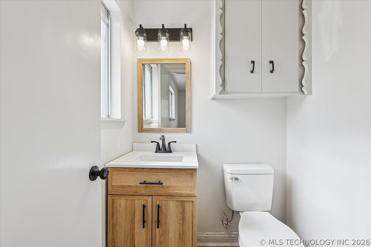 2114 S Hickory Avenue Property Photo 17