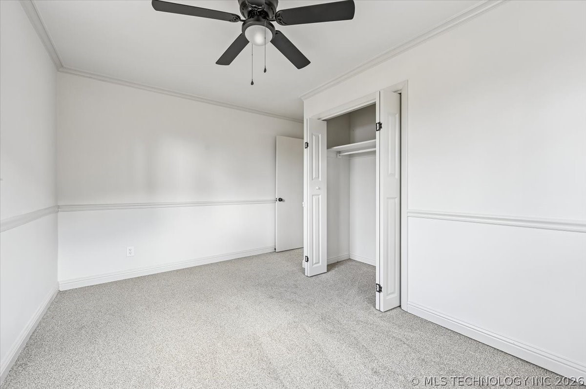 2114 S Hickory Avenue Property Photo 22