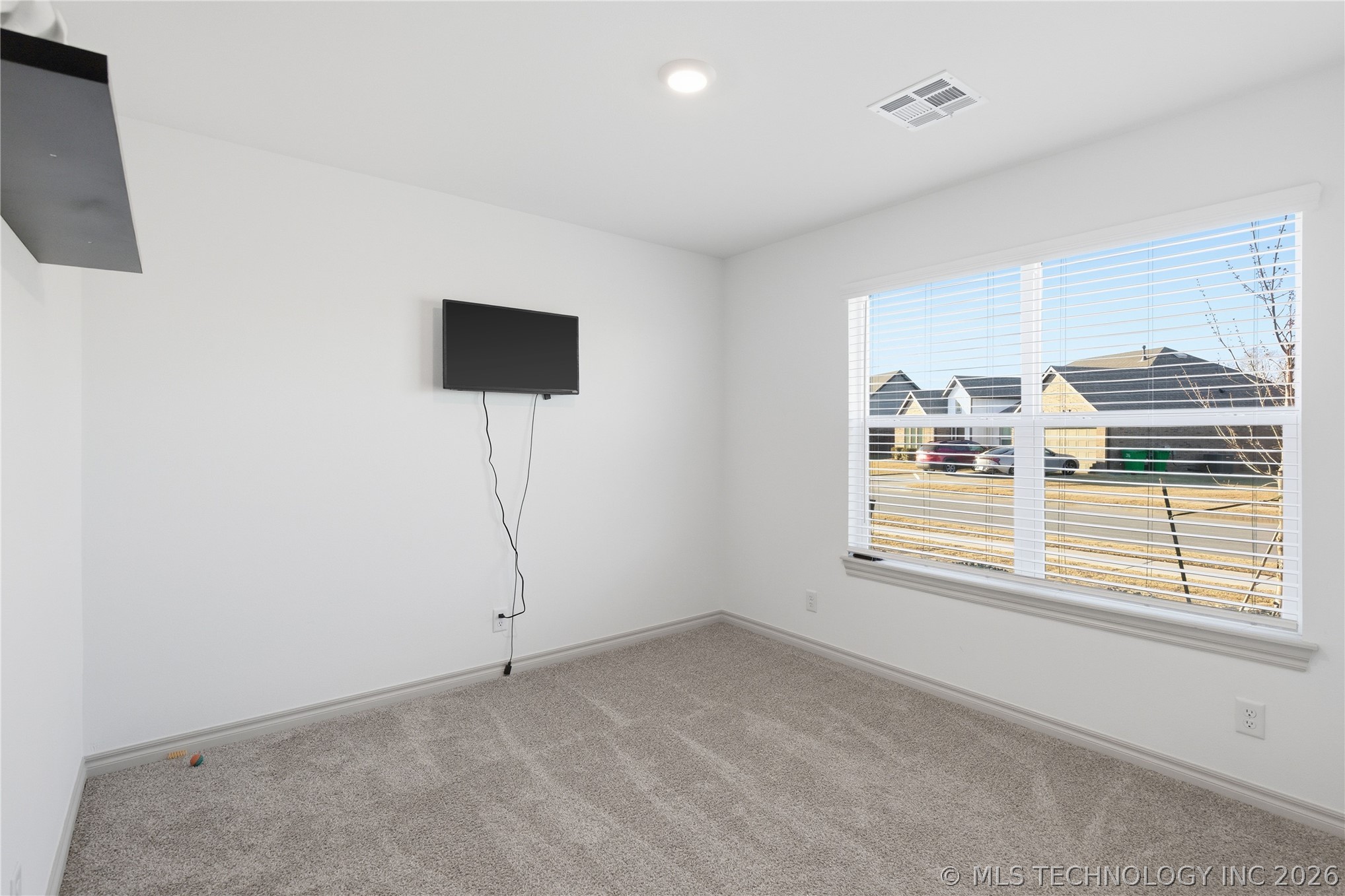 7220 E 154th Place S Property Photo 5