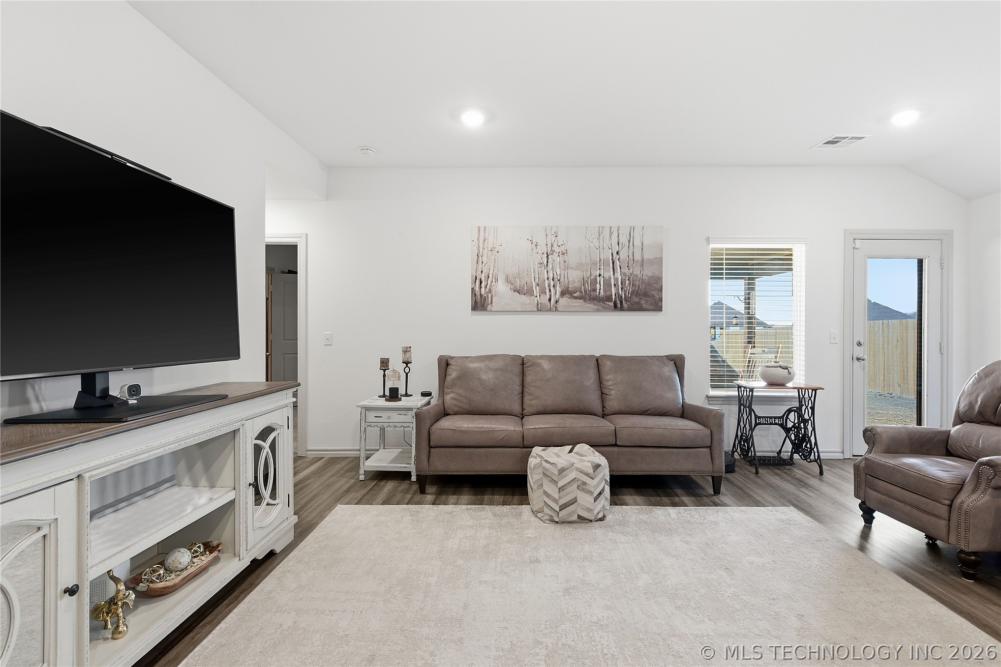 7220 E 154th Place S Property Photo 19