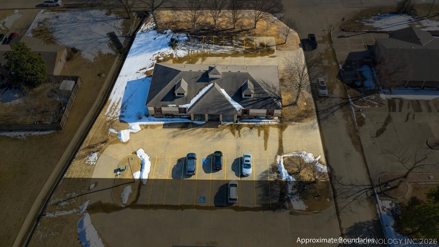 2370 Nowata Place Property Photo 1