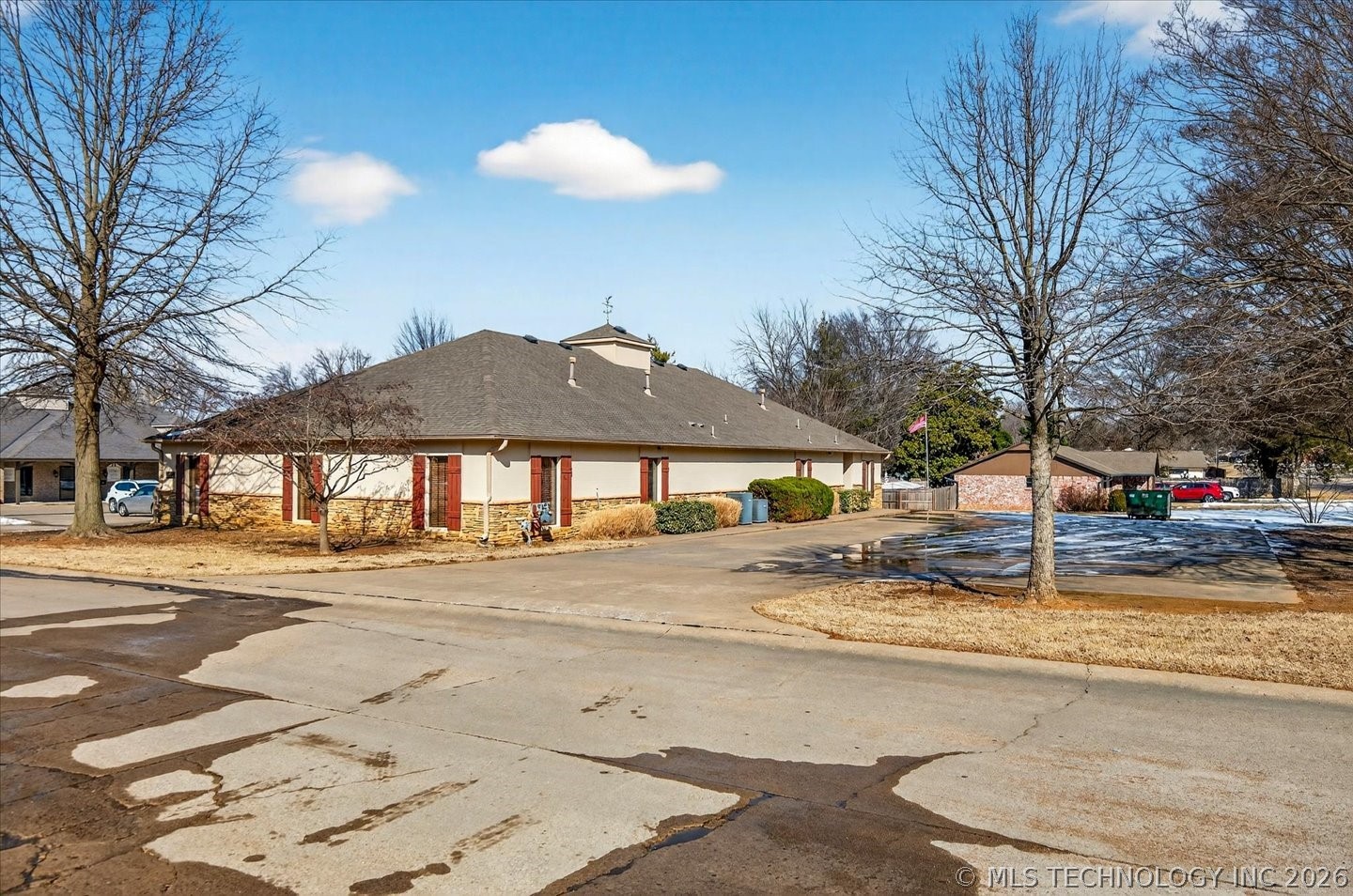 2370 Nowata Place Property Photo 36