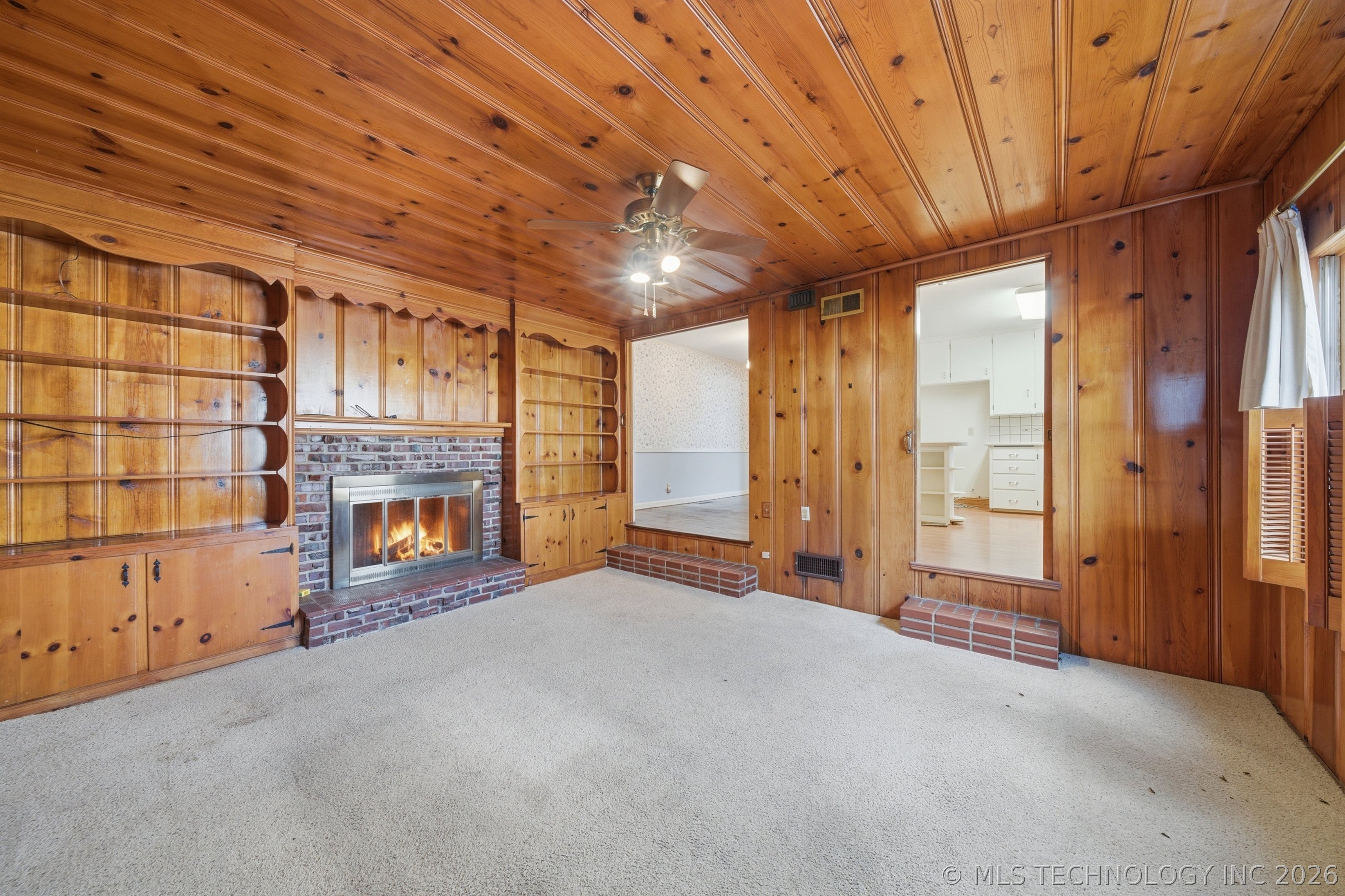 4905 S Columbia Avenue Property Photo 19