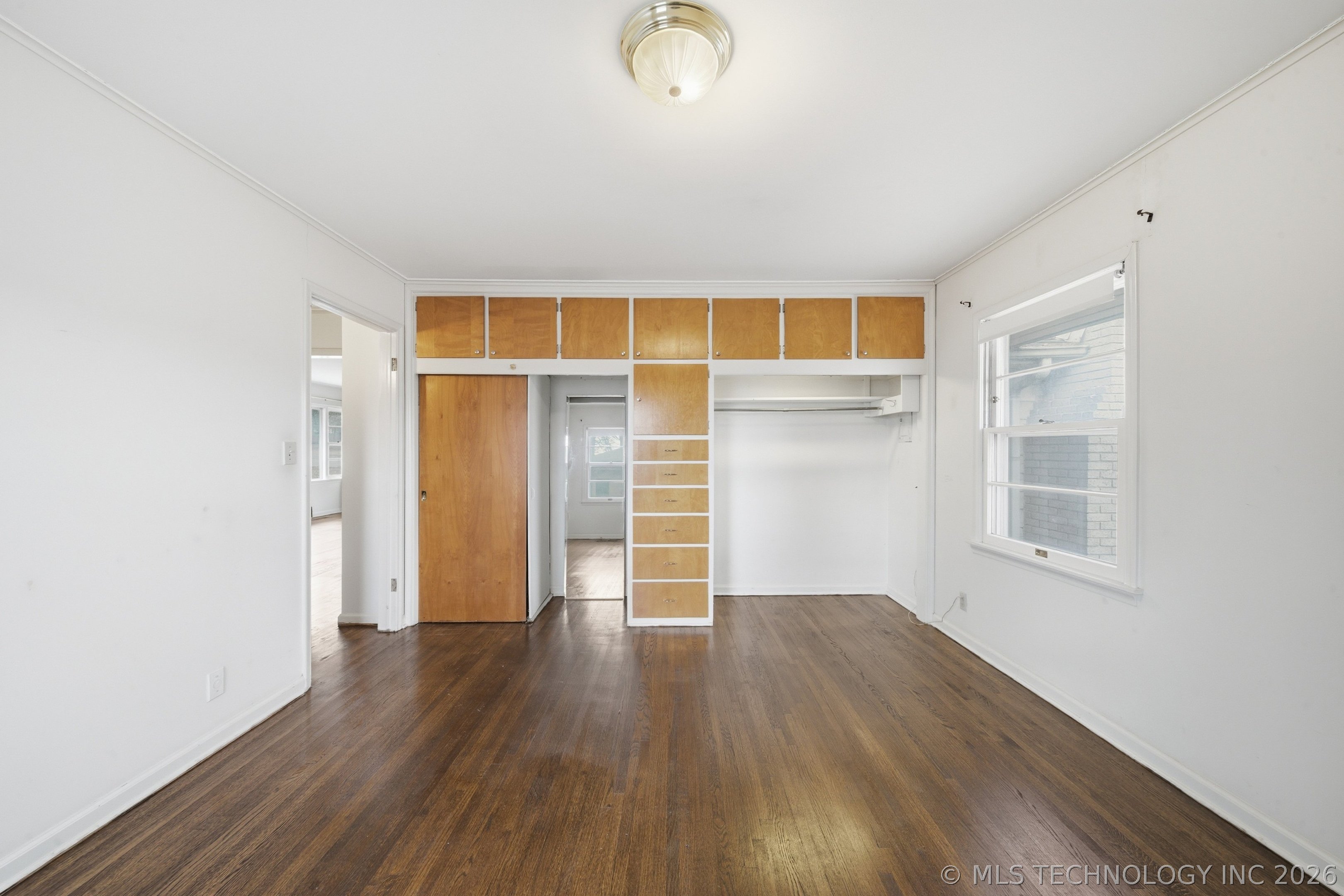 4905 S Columbia Avenue Property Photo 23