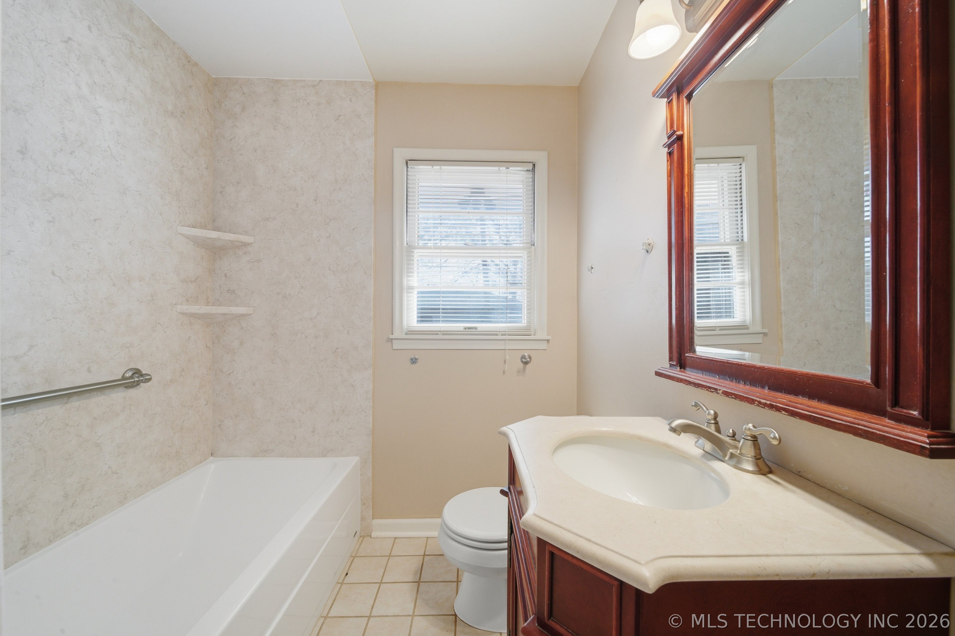 4905 S Columbia Avenue Property Photo 25