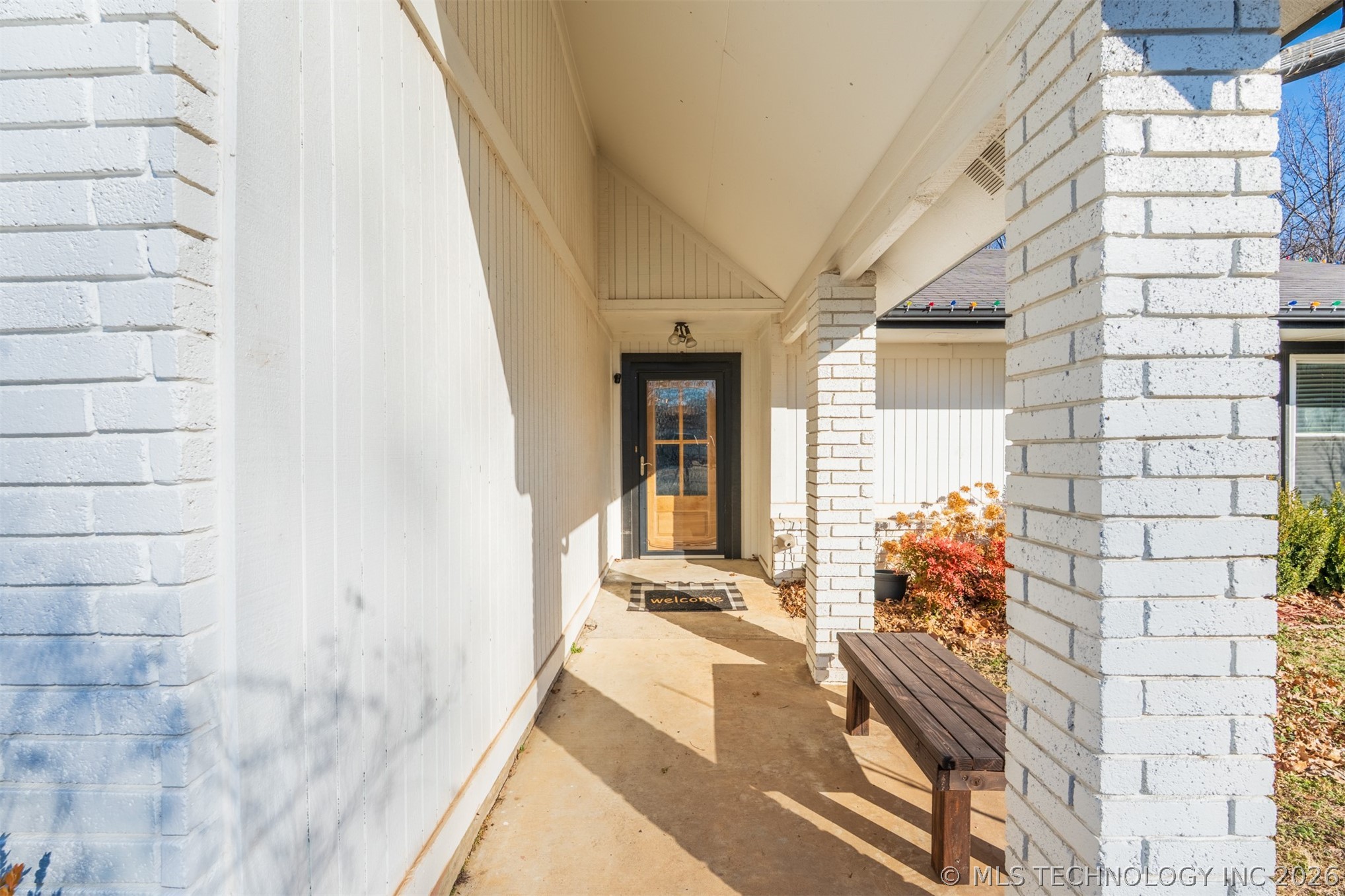 3013 S Ash Court Property Photo 5