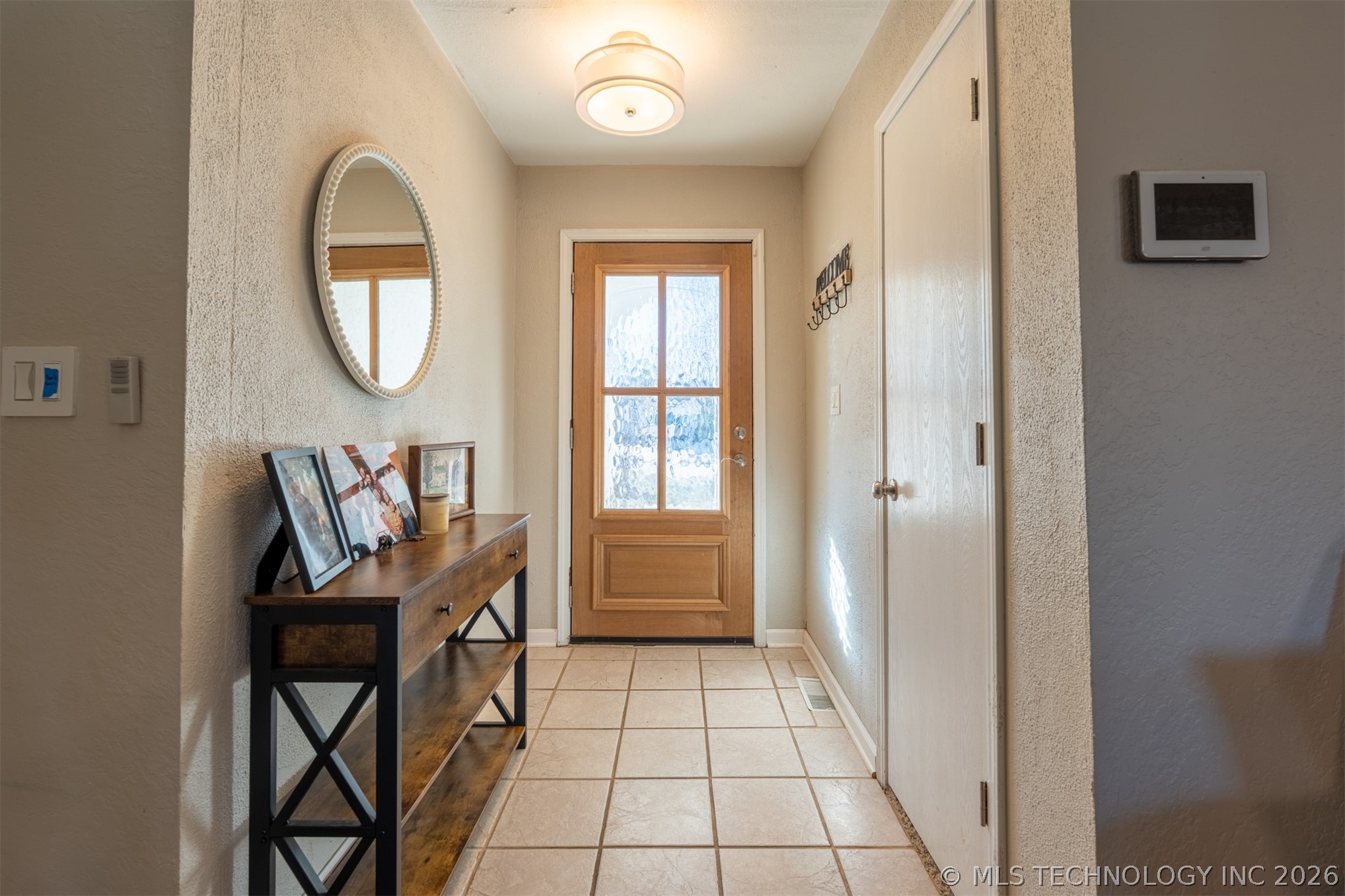 3013 S Ash Court Property Photo 7