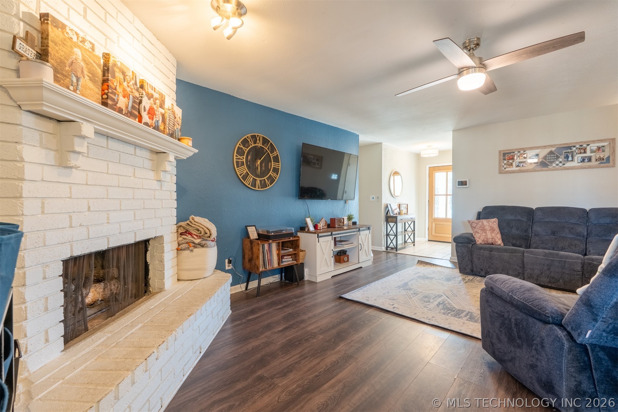 3013 S Ash Court Property Photo 9