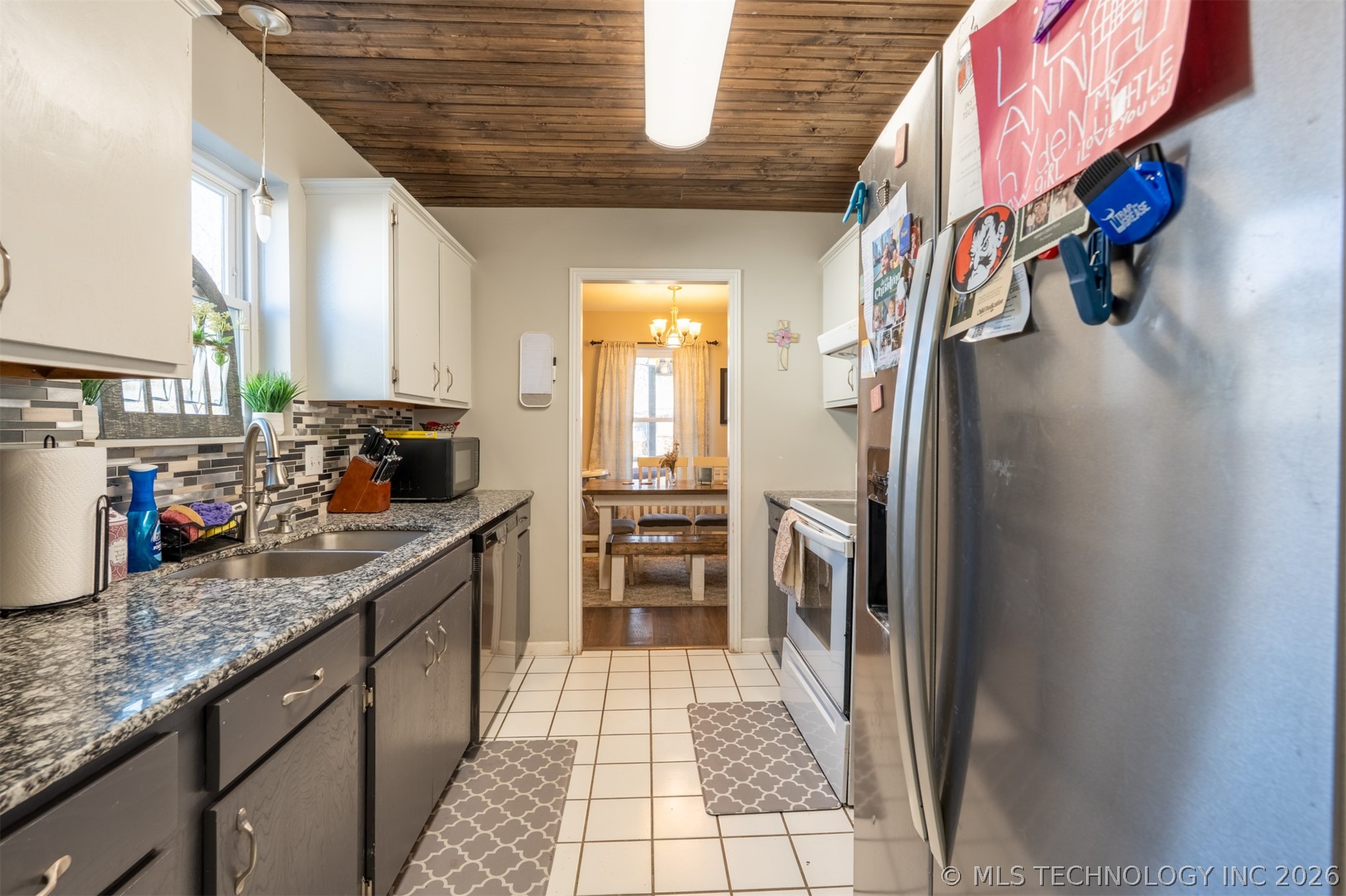 3013 S Ash Court Property Photo 17