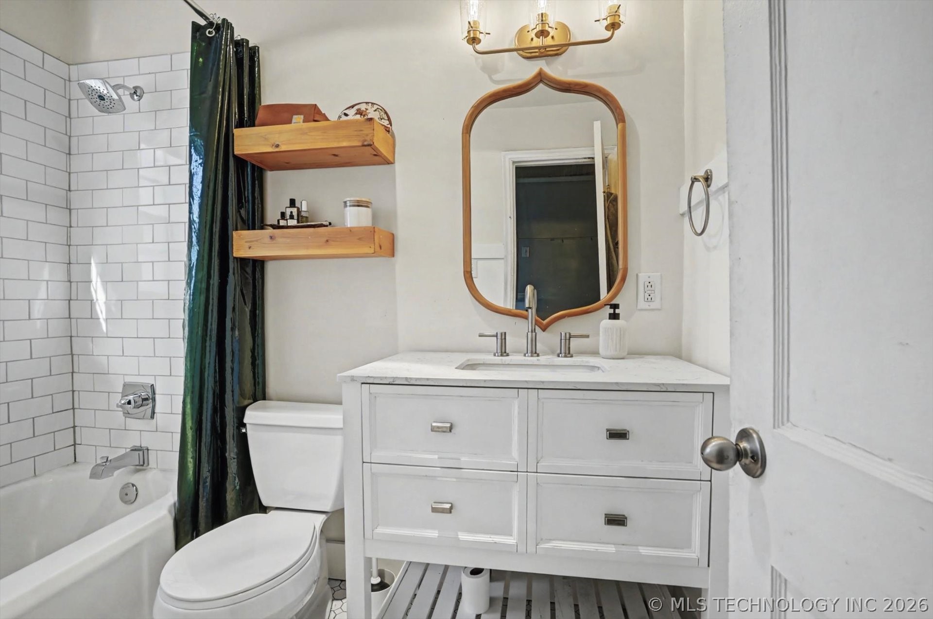 710 S Marion Avenue Property Photo 12