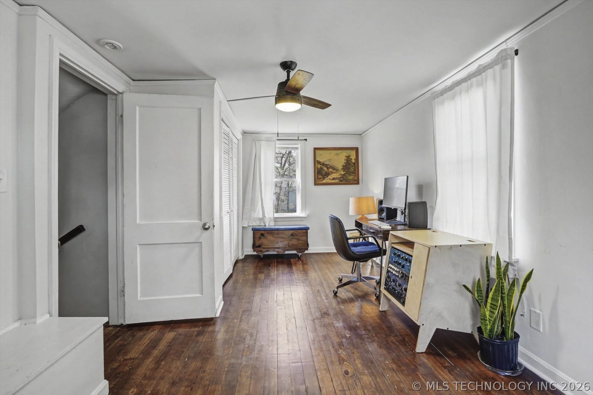 710 S Marion Avenue Property Photo 15