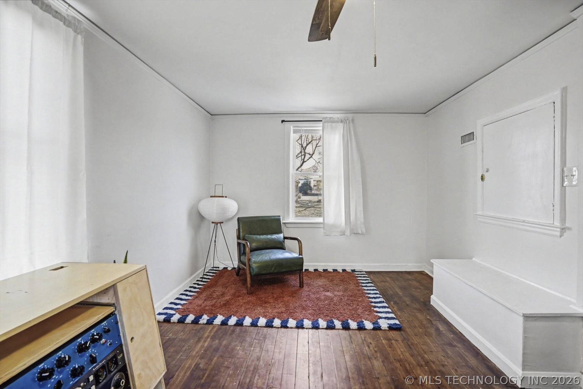 710 S Marion Avenue Property Photo 16