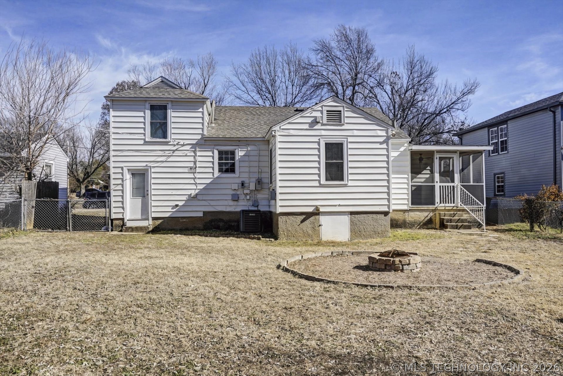 710 S Marion Avenue Property Photo 21