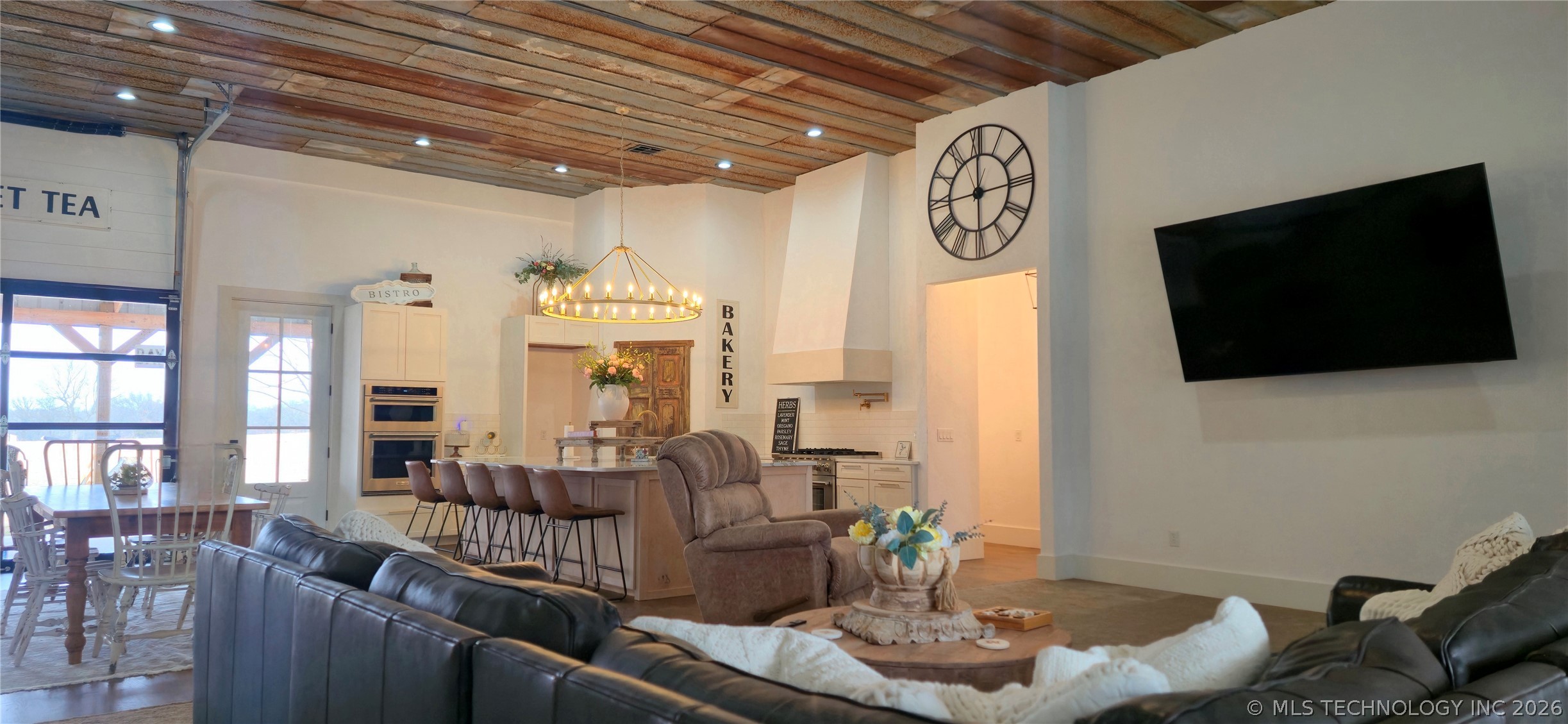 418529 E 1110 Road Property Photo 8