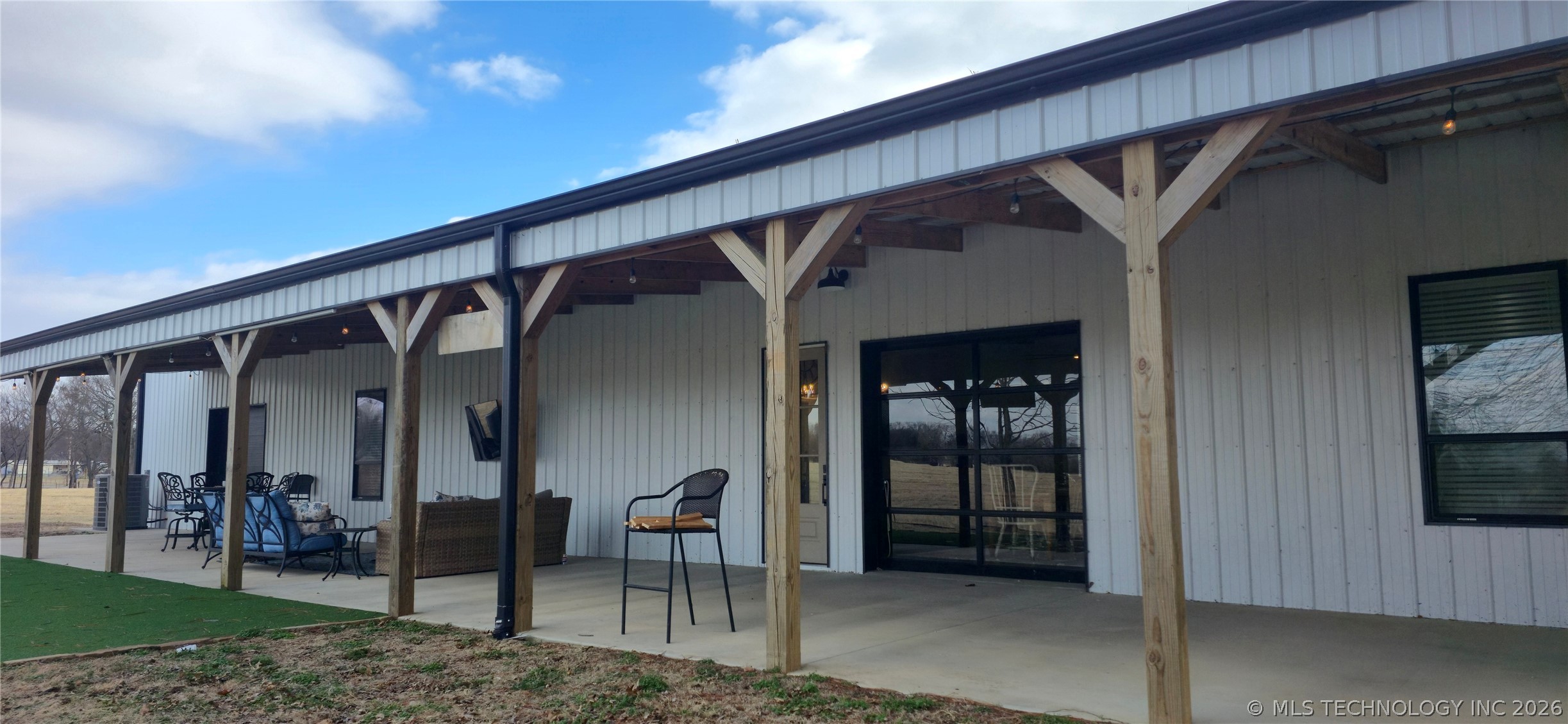 418529 E 1110 Road Property Photo 22