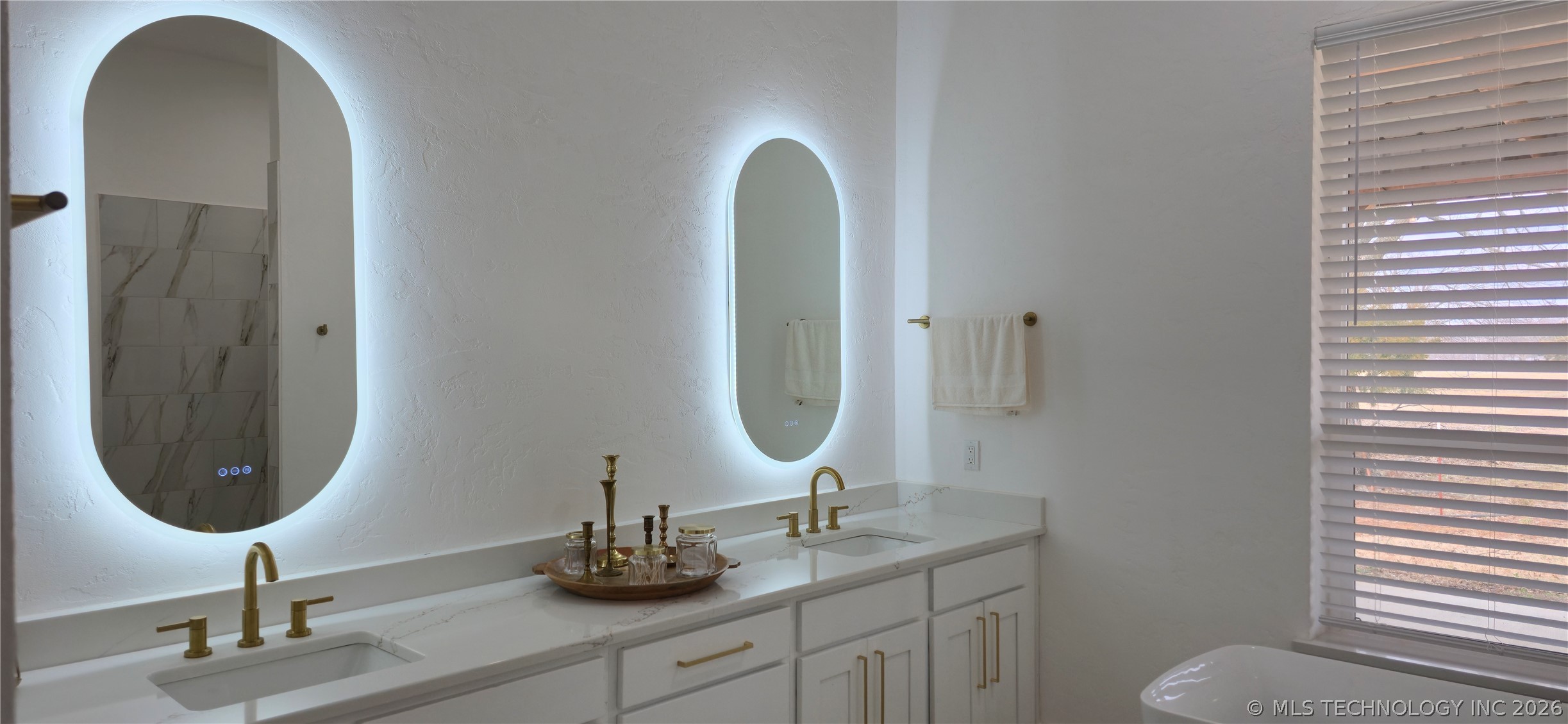 418529 E 1110 Road Property Photo 24