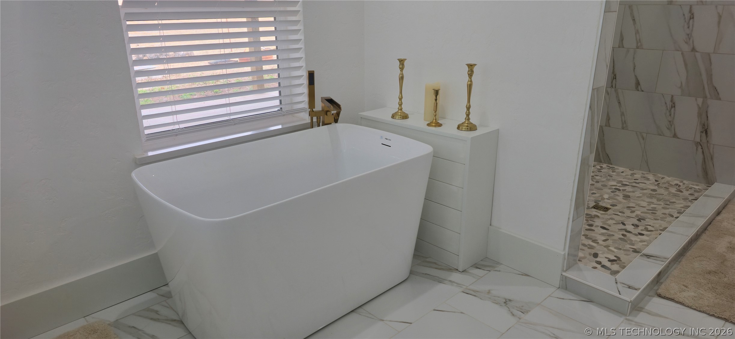 418529 E 1110 Road Property Photo 25