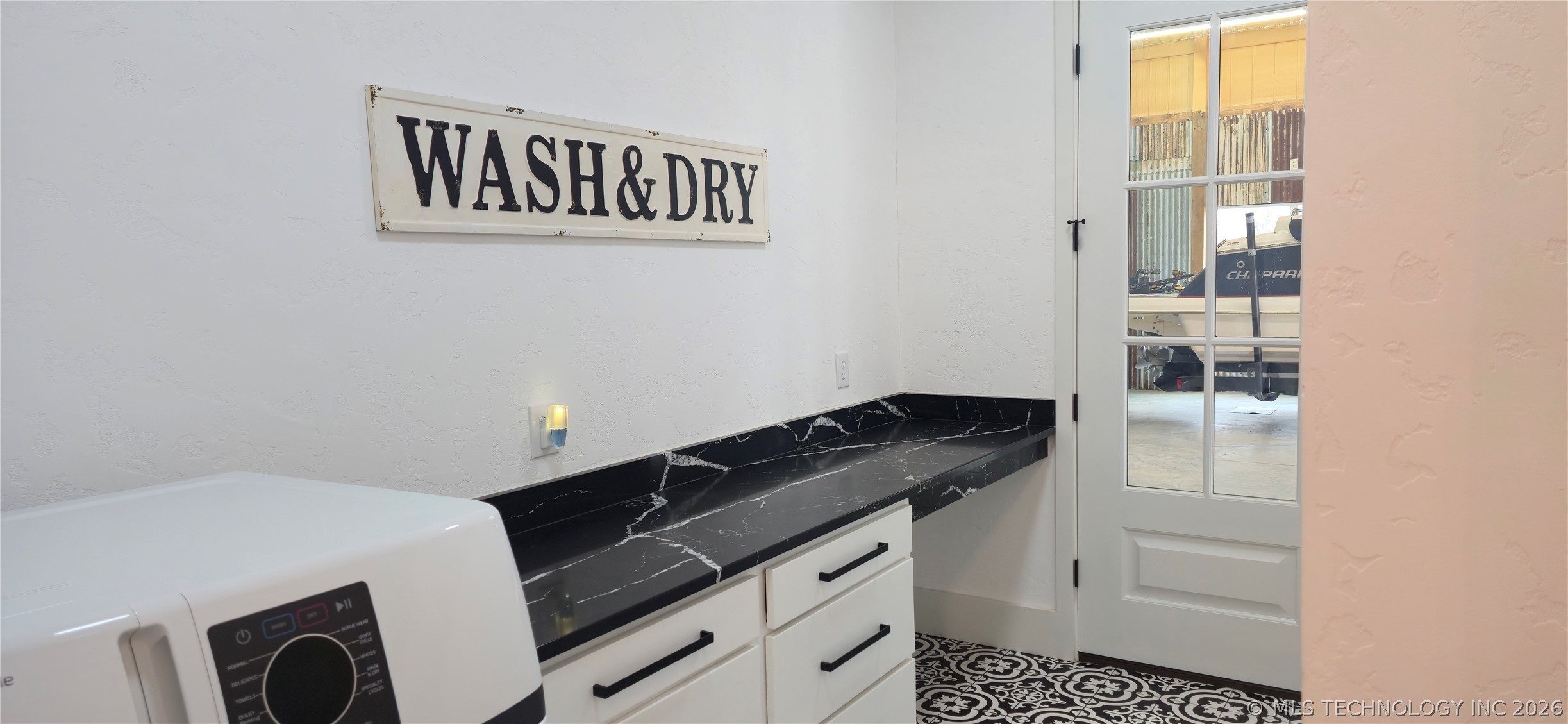 418529 E 1110 Road Property Photo 32