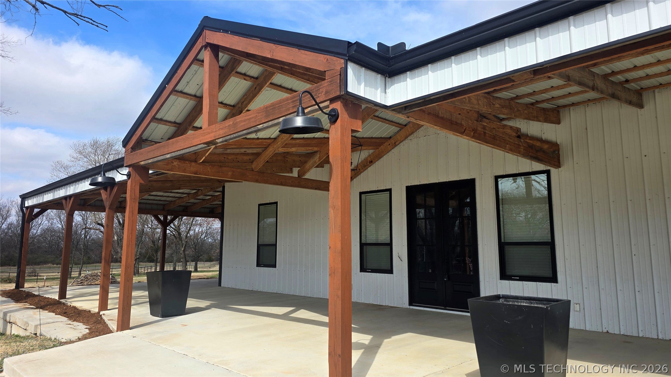 418529 E 1110 Road Property Photo 45